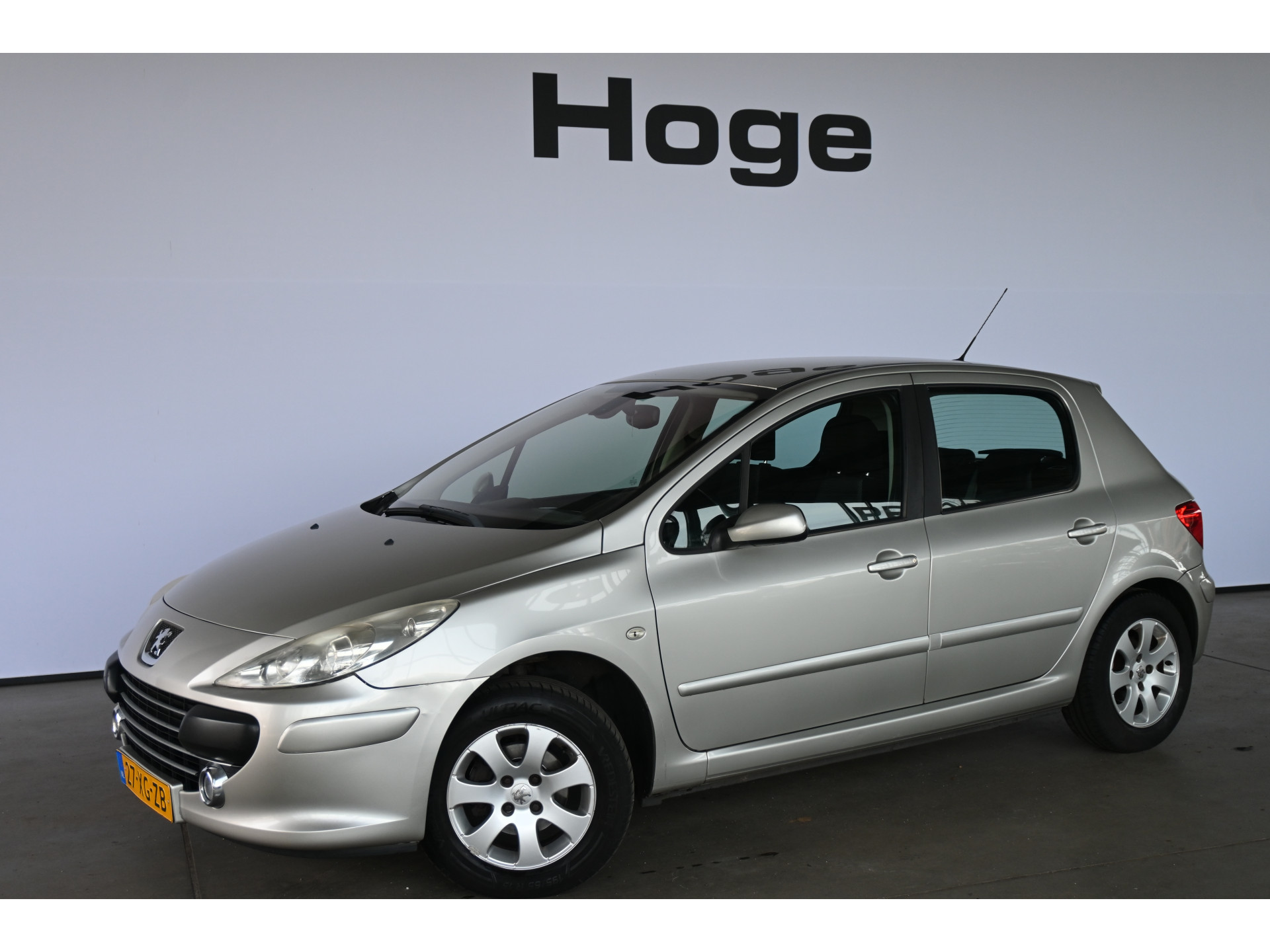 Peugeot 307 1.4-16V Premium Clima Cruise Control Trekhaak Nieuwe APK! Inruil Mogelijk!