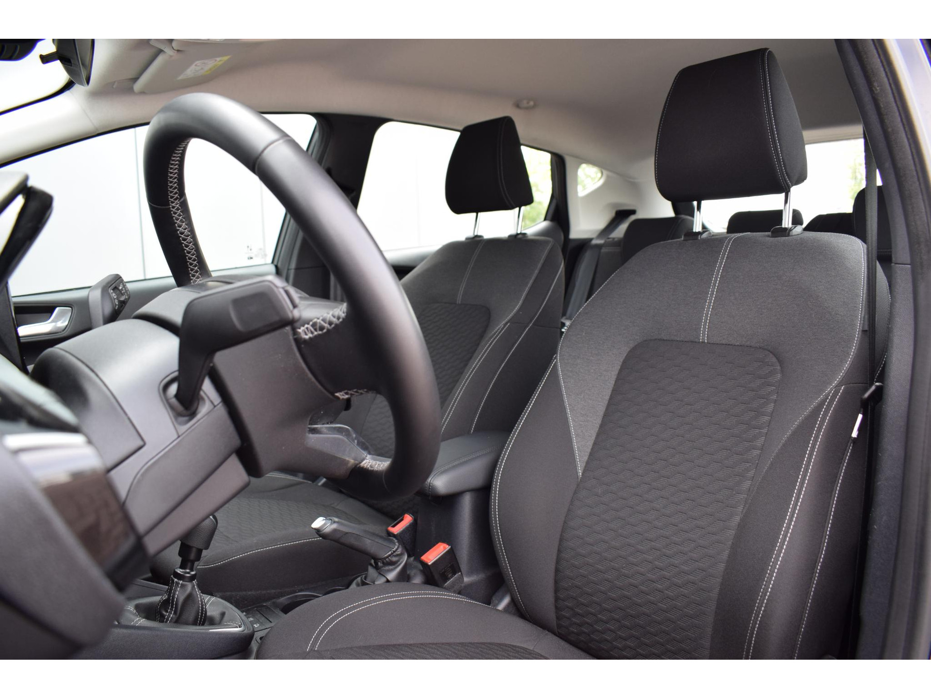 Ford Fiesta 1.0 EcoBoost Hybrid Titanium | Apple CarPlay | Climate | Cruise | Navi