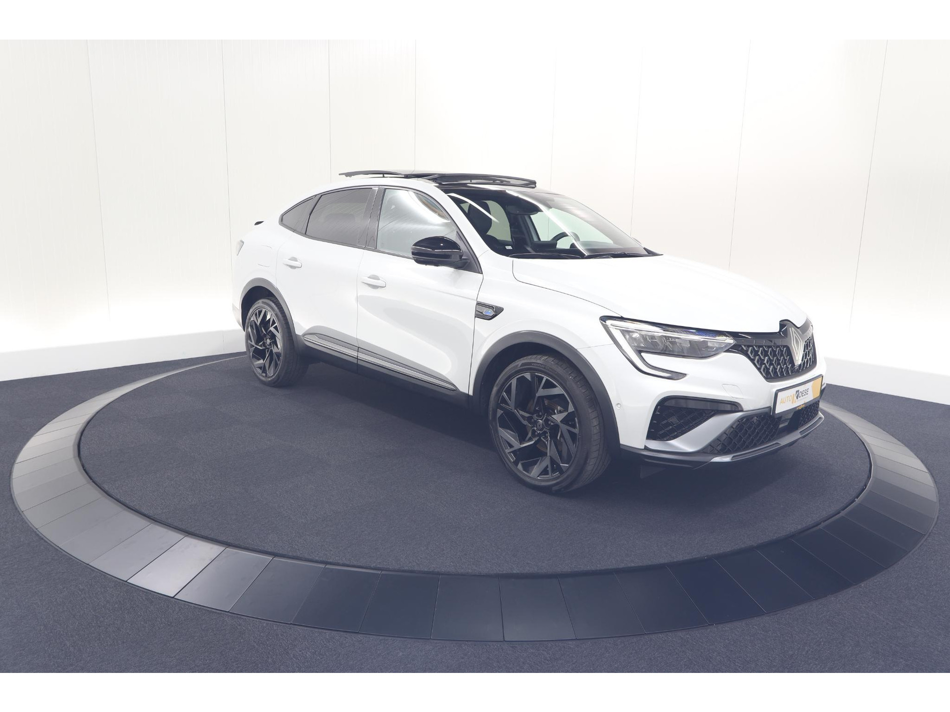 Renault Arkana 1.6 E-Tech full hybrid 145 esprit Alpine | 360 Camera | Panoramadak | Stoelverwarming | Dodehoekdetectie