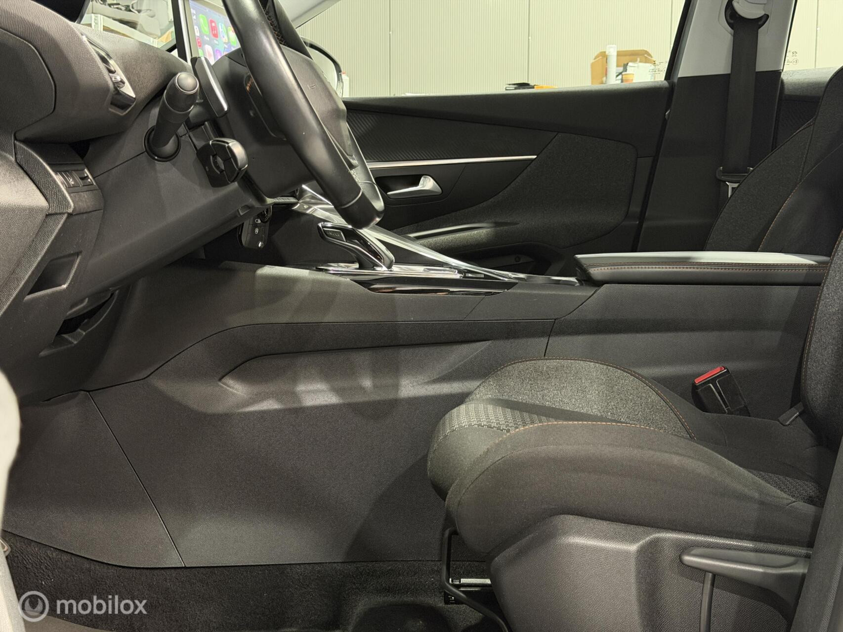 Peugeot 3008 1.2 PureTech Active|Automaat|CarPlay|Camera|Trekhaak|NAP