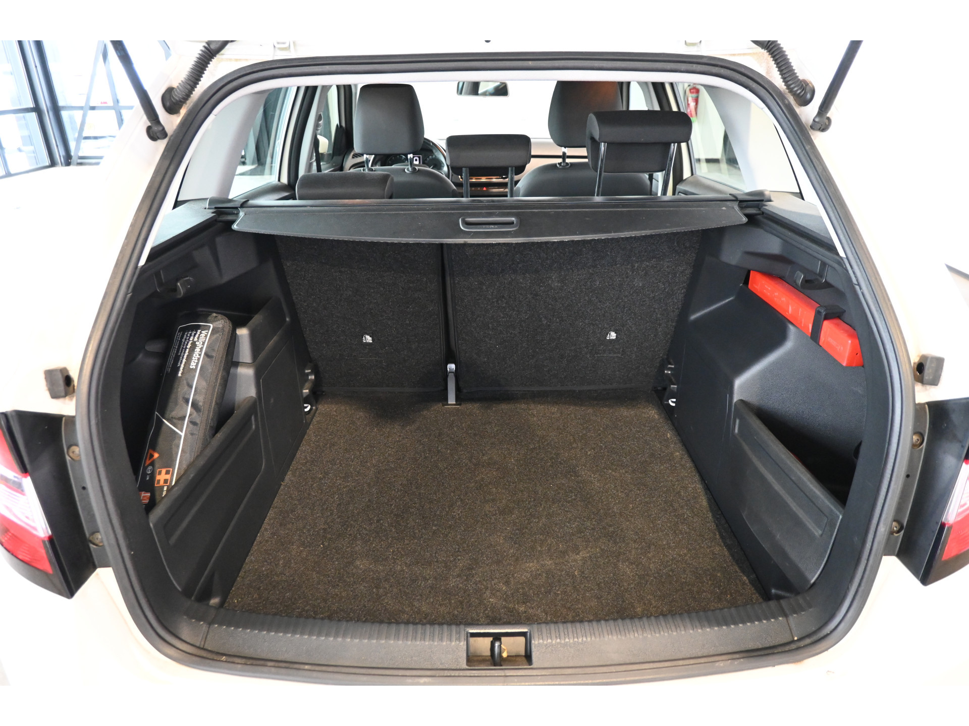 ŠKODA Fabia Combi 1.0 TSI Ambition Business Airco Navigatie Cruise Control Rijklaarprijs Inruil Mogelijk!