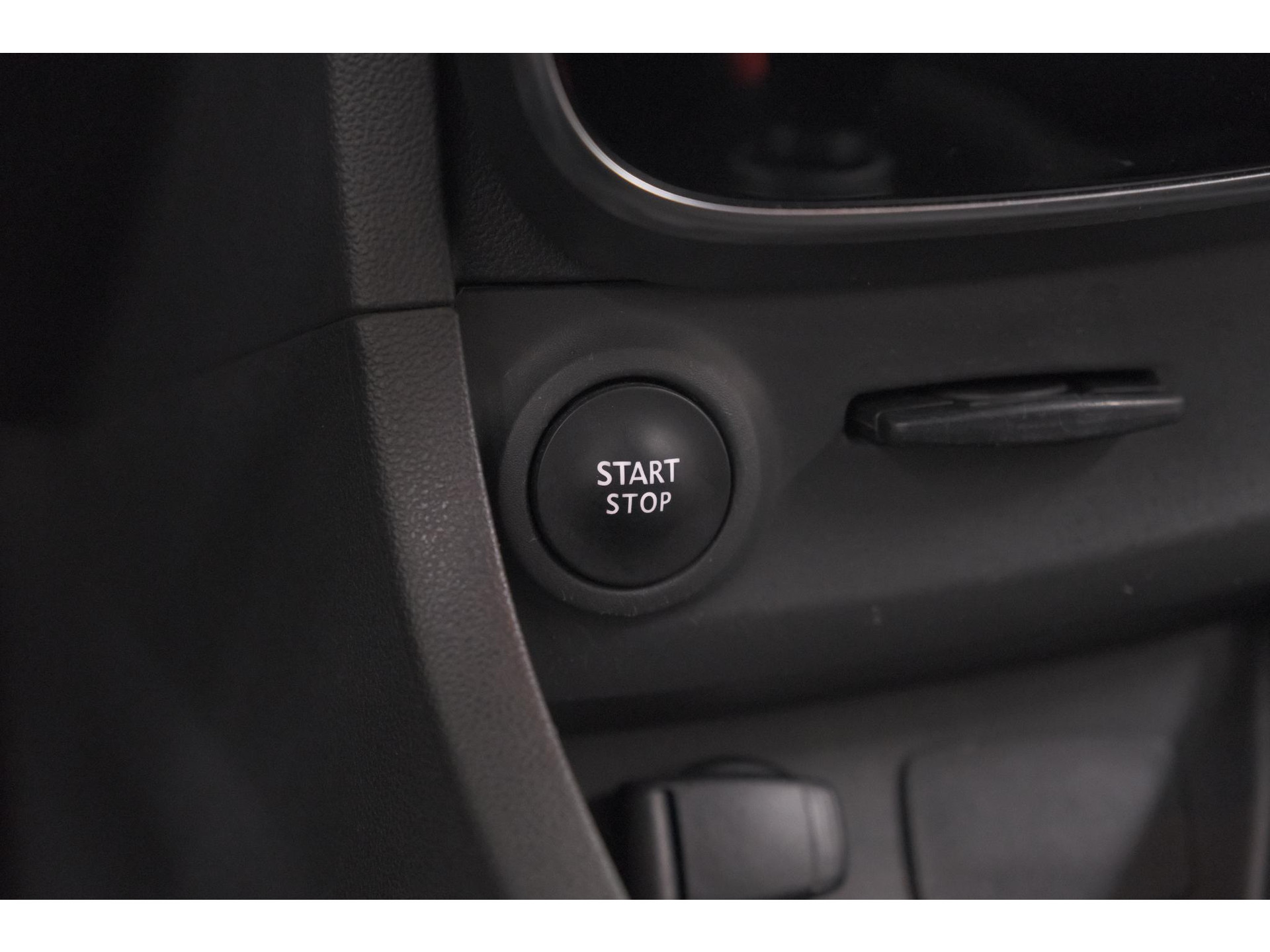 Renault Clio TCe 90 Limited | Trekhaak | Parkeersensoren | Navigatie