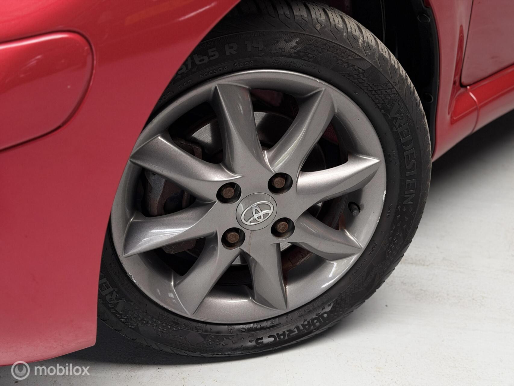 Toyota Aygo 1.0-12v Aspiration Red Navigator|Automaat|NAP|Navi