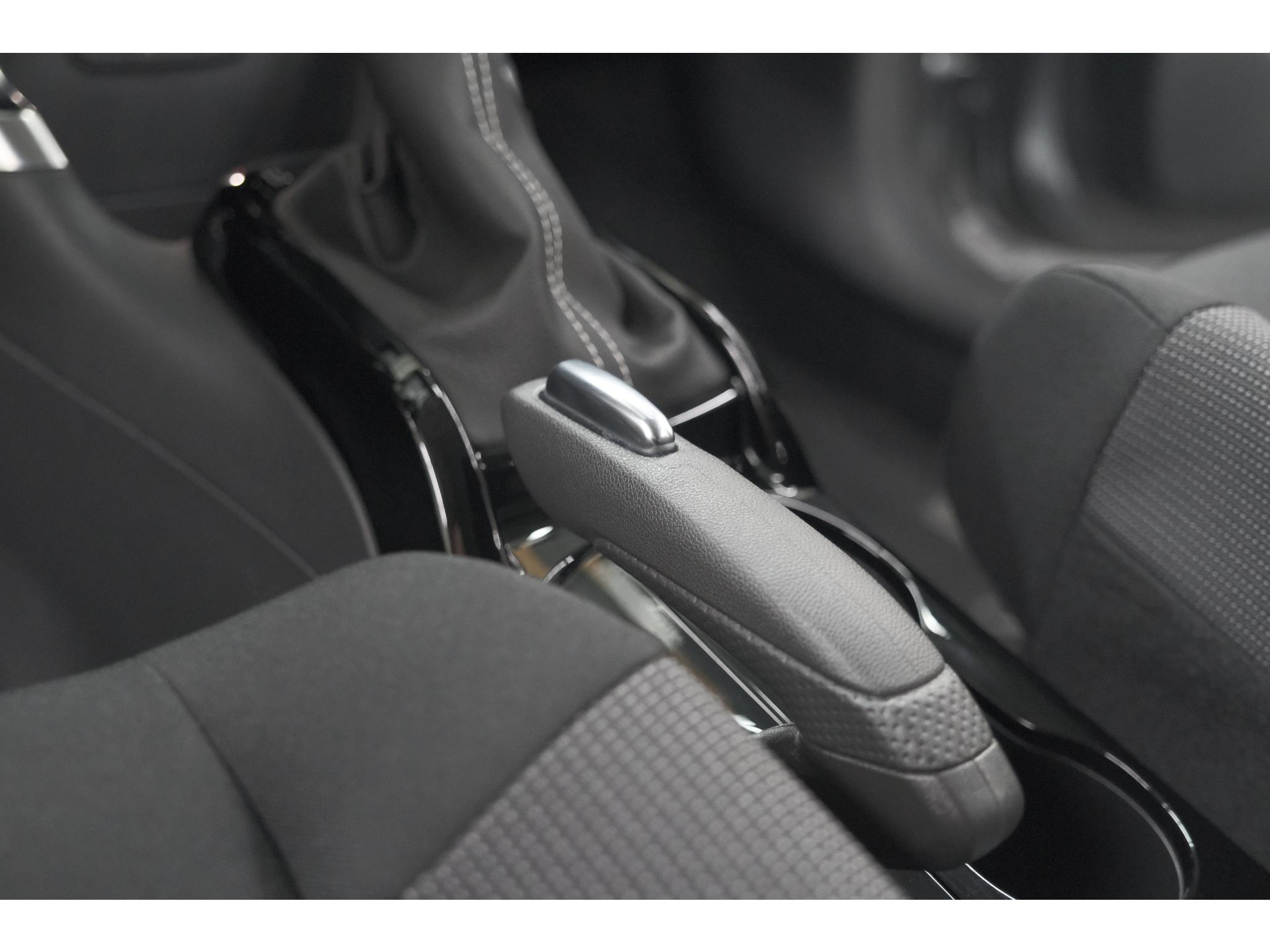 Citroen C3 Aircross PureTech 130 EAT6 Max | Allseason Banden | Parkeersensoren | Navigatie | Apple Carplay