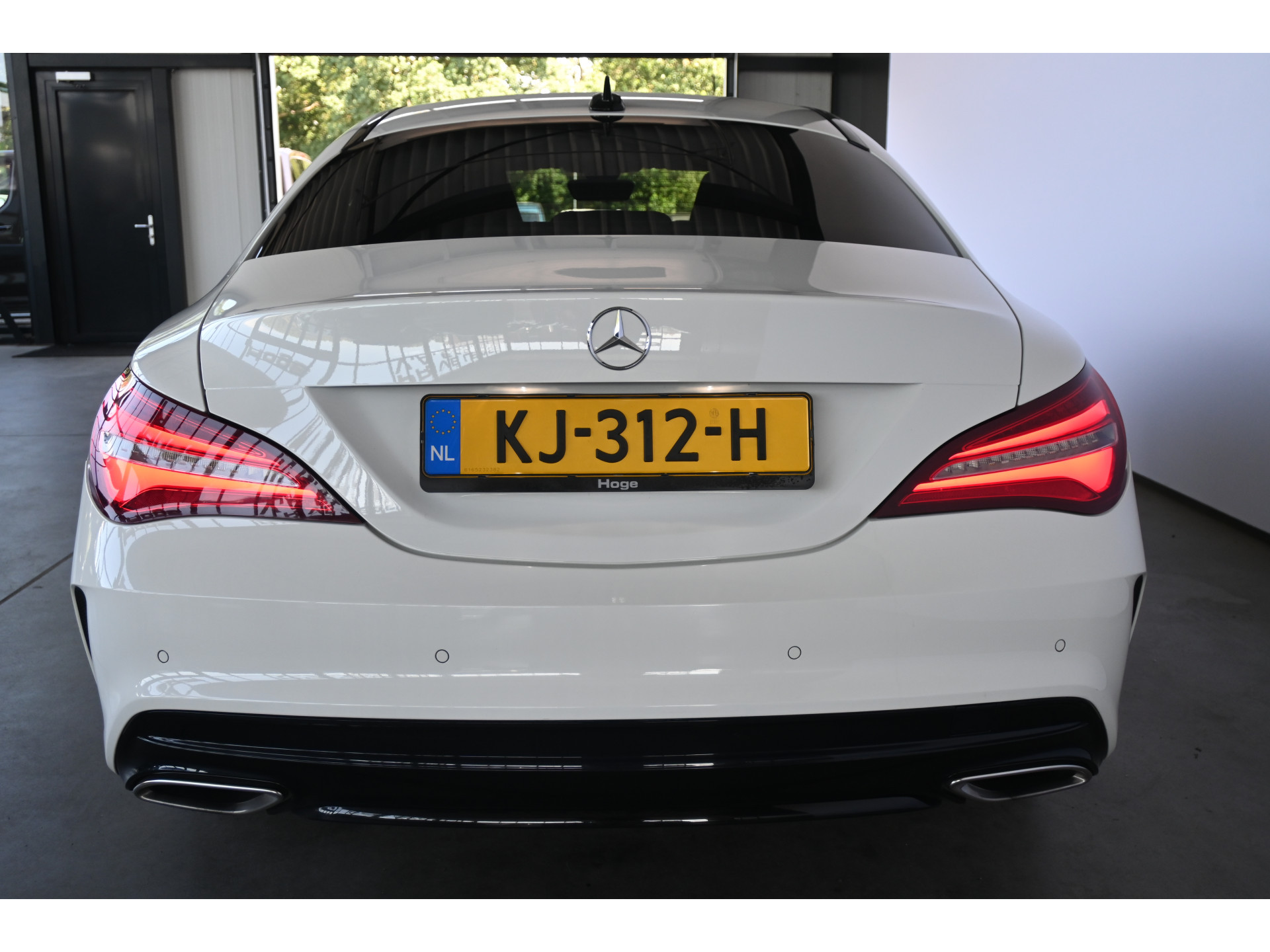 Mercedes-Benz CLA-klasse 180 AMG Night Edition Plus Clima Cruise Xenon LED Navigatie Inruil mogelijk