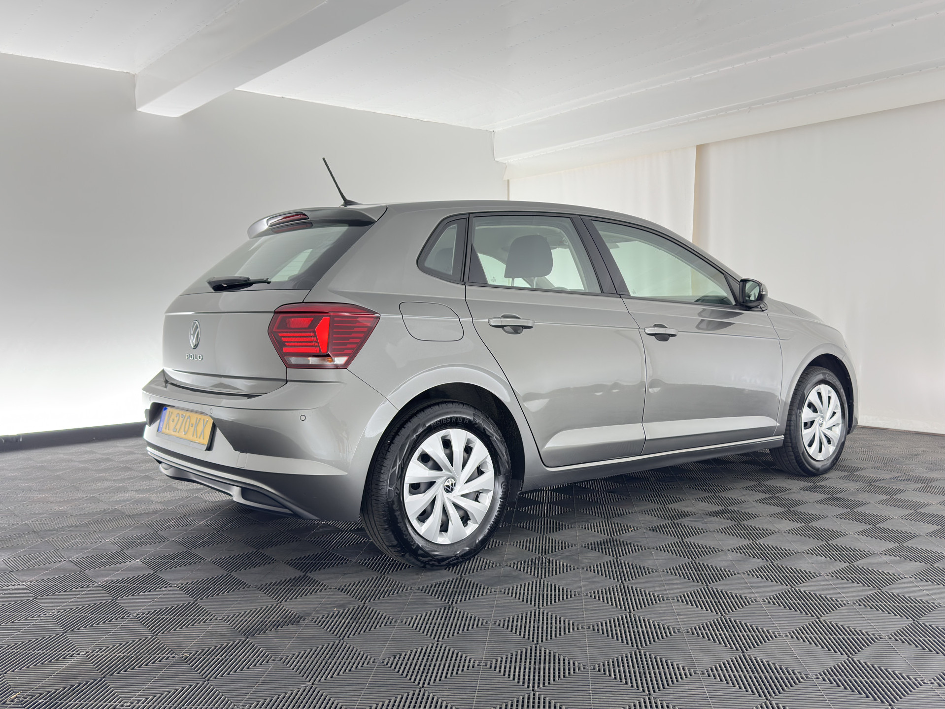 Volkswagen Polo 1.0 TSI Comfortline Business (INCL-BTW) *NAVI-FULLMAP | ADAPTIVE-CRUISE | COMFORT-SEATS | DAB+ | ECC | PARKPILOT*