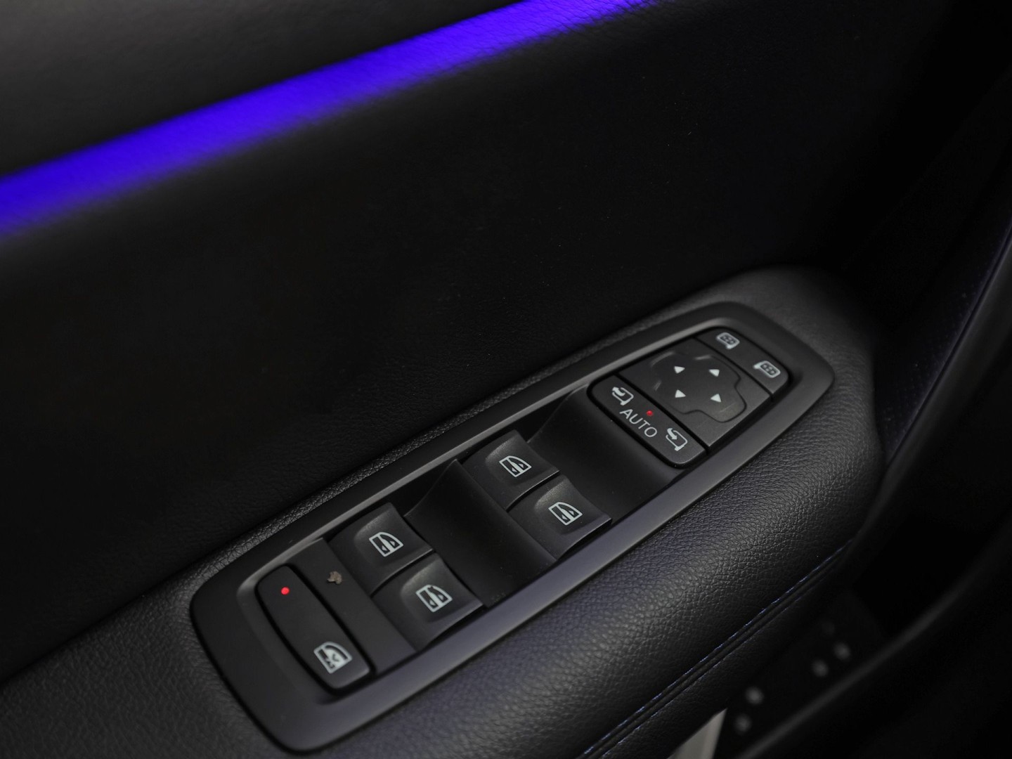 Renault Mégane Estate 1.6 TCe GT 205Pk Automaat (VIRTUAL COCKPIT, GROOT NAVI, KUIPSTOELEN, HEAD-UP DISPLAY, CAMERA, ADAPTIVE CRUISE, BOSE, STOELVERWARMING, NIEUWSTAAT)
