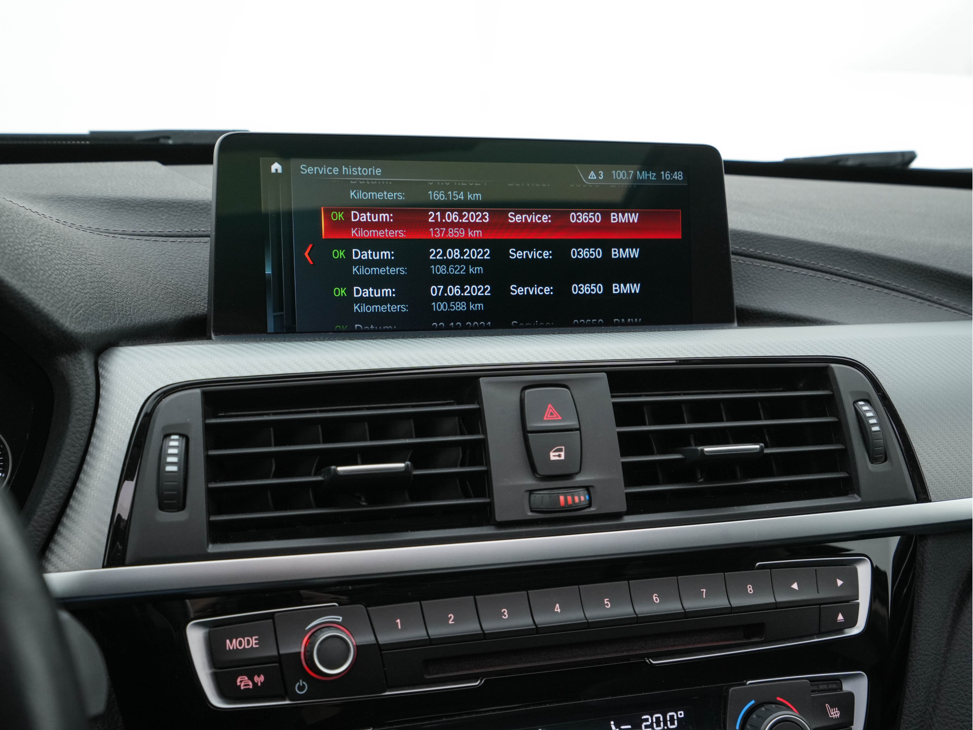 BMW 3-serie Touring 320d EDE Executive Aut. *PANO | LEATHER | FULL-LED | DIGI-COCKPIT | HEATED-SPORTSEATS | NAVI-FULLMAP | PRIVACY-GLASS | ECC | KEYLESS | LANE-ASSIST | PDC | CRUISE | TOWBAR | 18''ALU*