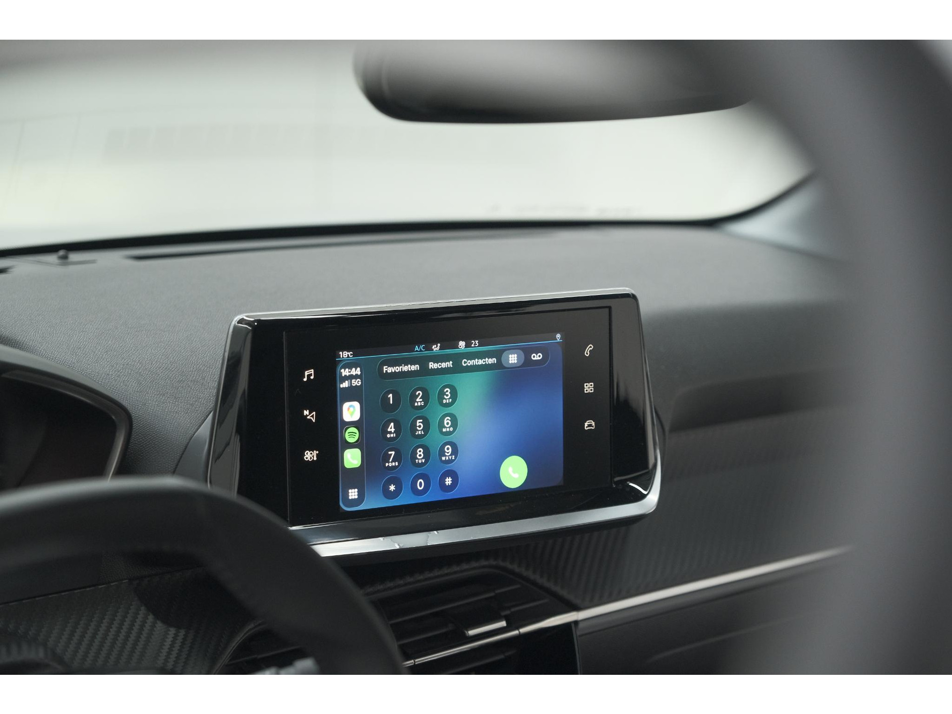 Peugeot 208 PureTech 100 PK Allure | Apple Carplay | Parkeersensoren | Lichtmetalen velgen