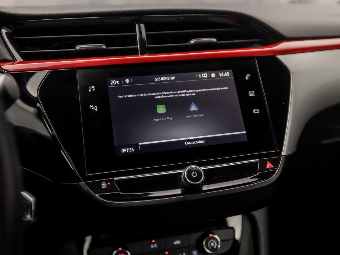 Opel Corsa 1.2 GS Line (VIRTUAL COCKPIT, APPLE CARPLAY, GROOT NAVI, 360 CAMERA, GETINT GLAS, SPORTSTOELEN, CRUISE, LANE ASSIST, NIEUWSTAAT)