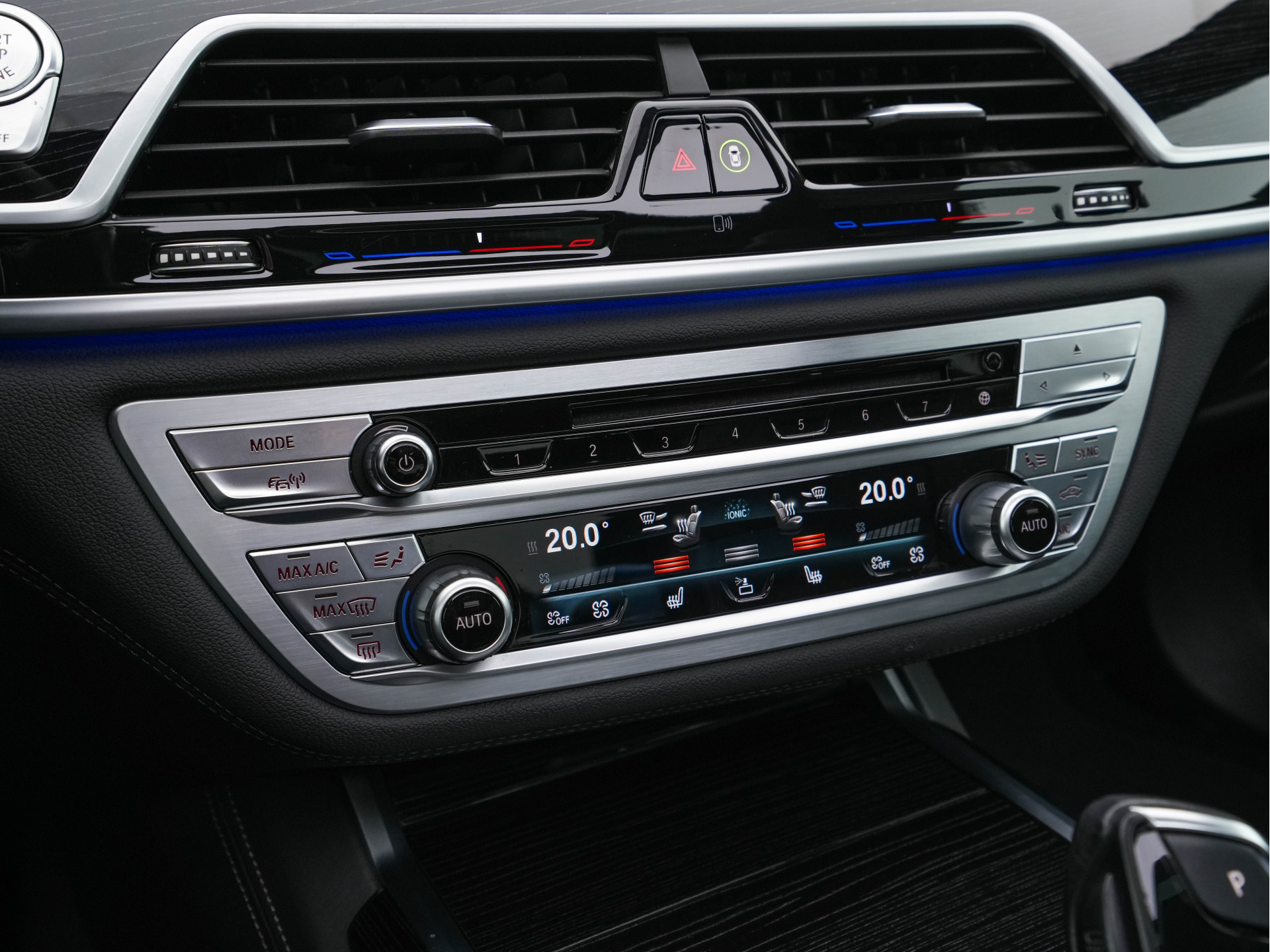 BMW 7-serie 750i Long M-Aerodynamic xDrive High Executive Aut. *PANO | DESIGN-LEATHER | LASER-LED | SOFTCLOSE |TOPVIEW | HARMAN/KARDON-SOUND | MEMORY-PACK | NAVI-FULLMAP | KEYLESS | ADAPTIVE-CRUISE | HEAD-UP | MASSAGE/HEATED/COOLED-COMFORT-SEATS | .