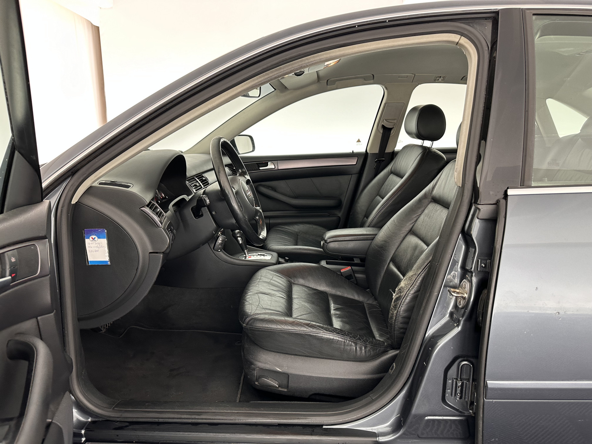 Audi A6 Limousine 2.4 MT  [ GEARBOX-PROBLEM ] Aut. *LUXURY-LEATHER | ECC | PDC | CRUISE | RADIO-CD | COMFORT-SEATS | 17"ALU*