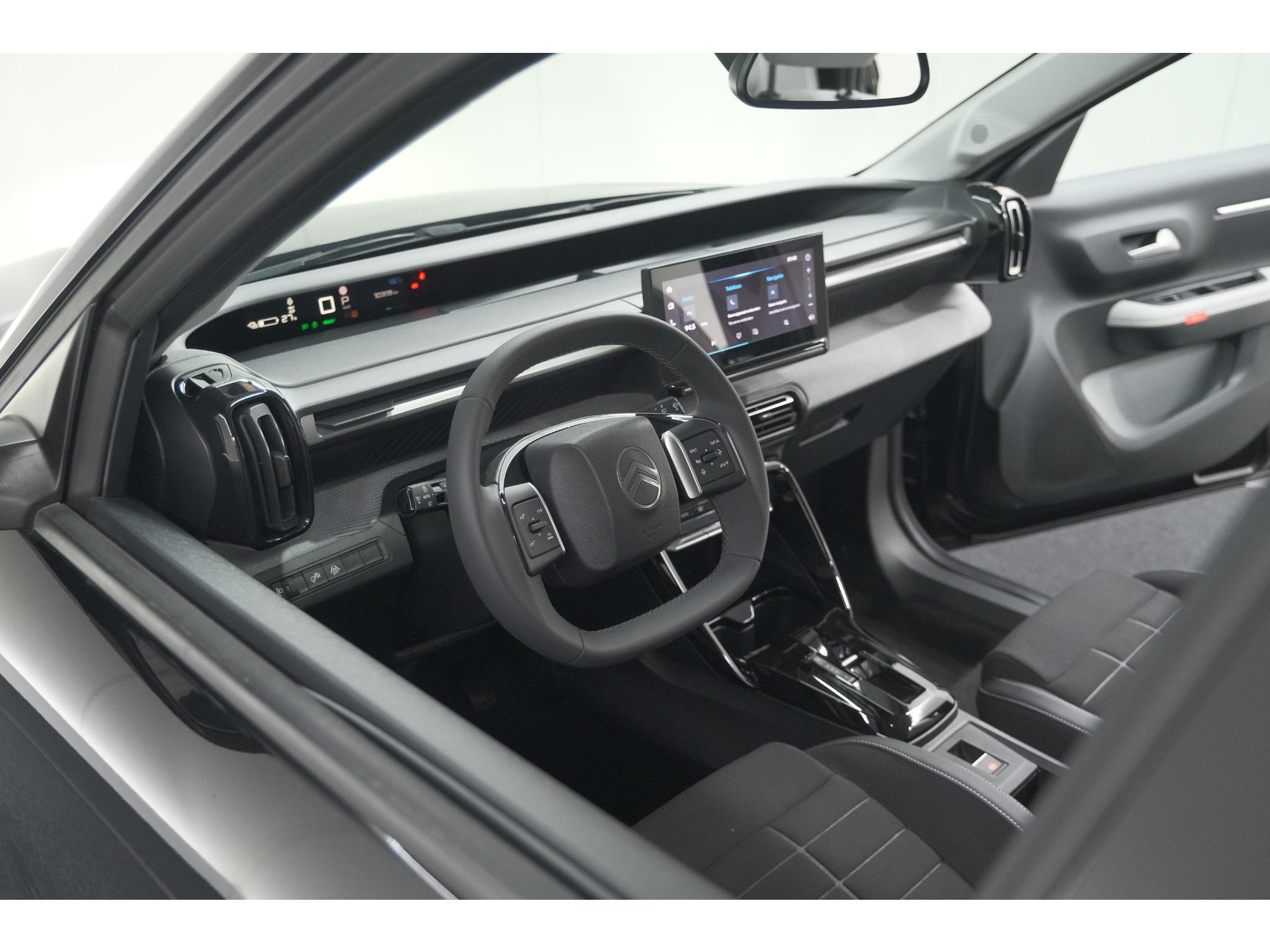 Citroen Ë-C3 Max 113pk 44 kWh | 7 KW Laadfunctie | Camera | Navigatie | Apple Carplay | Parkeersensoren