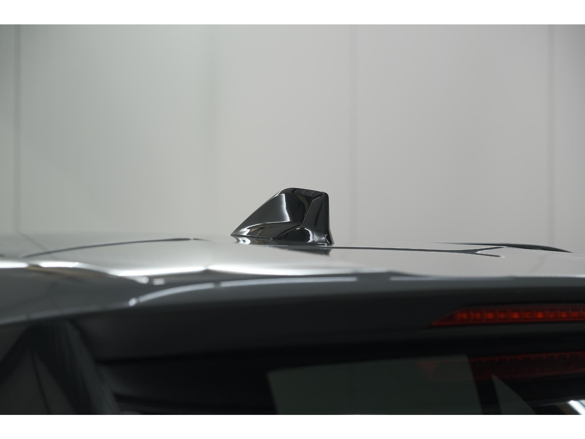 Peugeot 2008 1.2 Hybrid 145 Allure | Apple Carplay | Climate Control | Parkeersensoren Voor + Achter