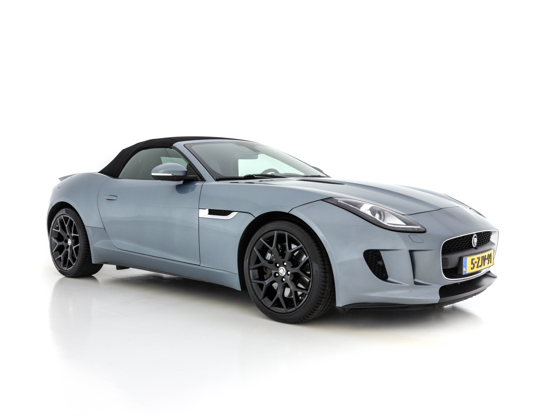 Jaguar F-TYPE 3.0 V6 Convertible Aut. *LEATHER | BI-XENON | NAVI-FULLMAP | CAMERA | MEMORY-PACK | KEYLESS | DAB | SHIFT-PADDLES | ECC | HEATED-SPORTSEATS | PDC | AIRSCARF | CRUISE | 19"ALU*