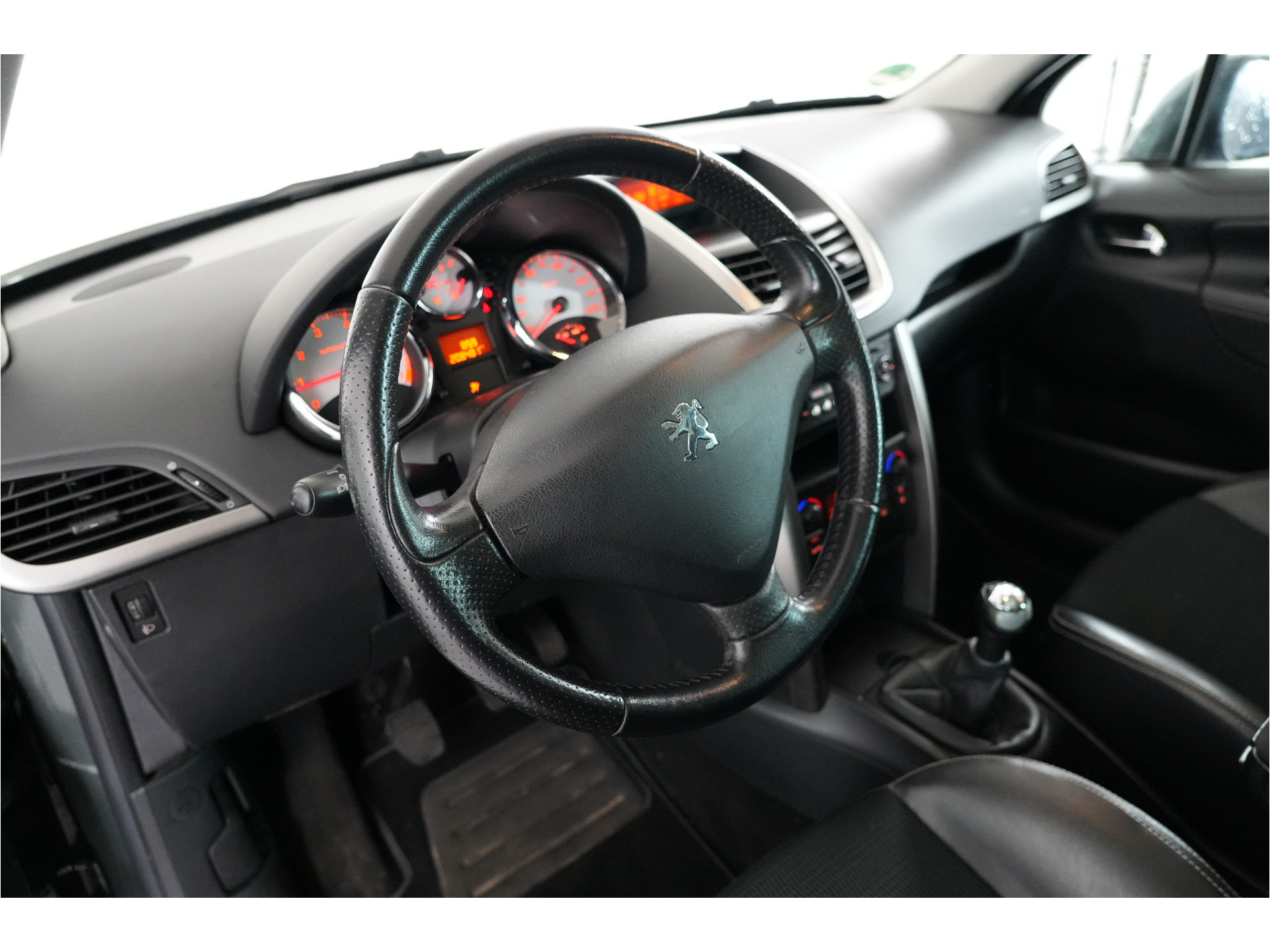 Peugeot 207 SW Outdoor 1.6 VTi XS | Trekhaak | Pano | Cruise | Climate |
