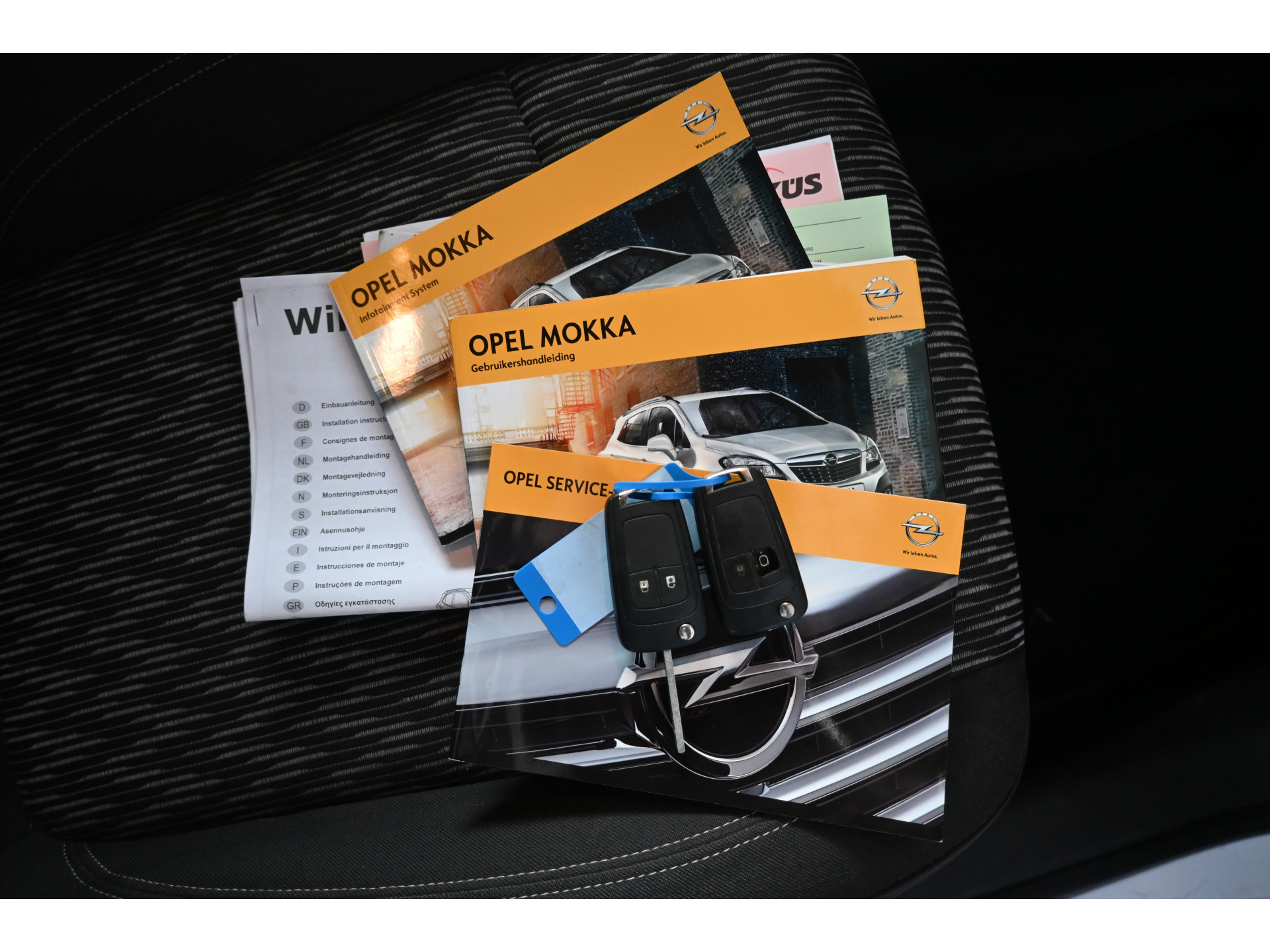 Opel Mokka 1.6 Selection Airco Cruise Control Trekhaak Goed Onderhouden! Inruil Mogelijk!