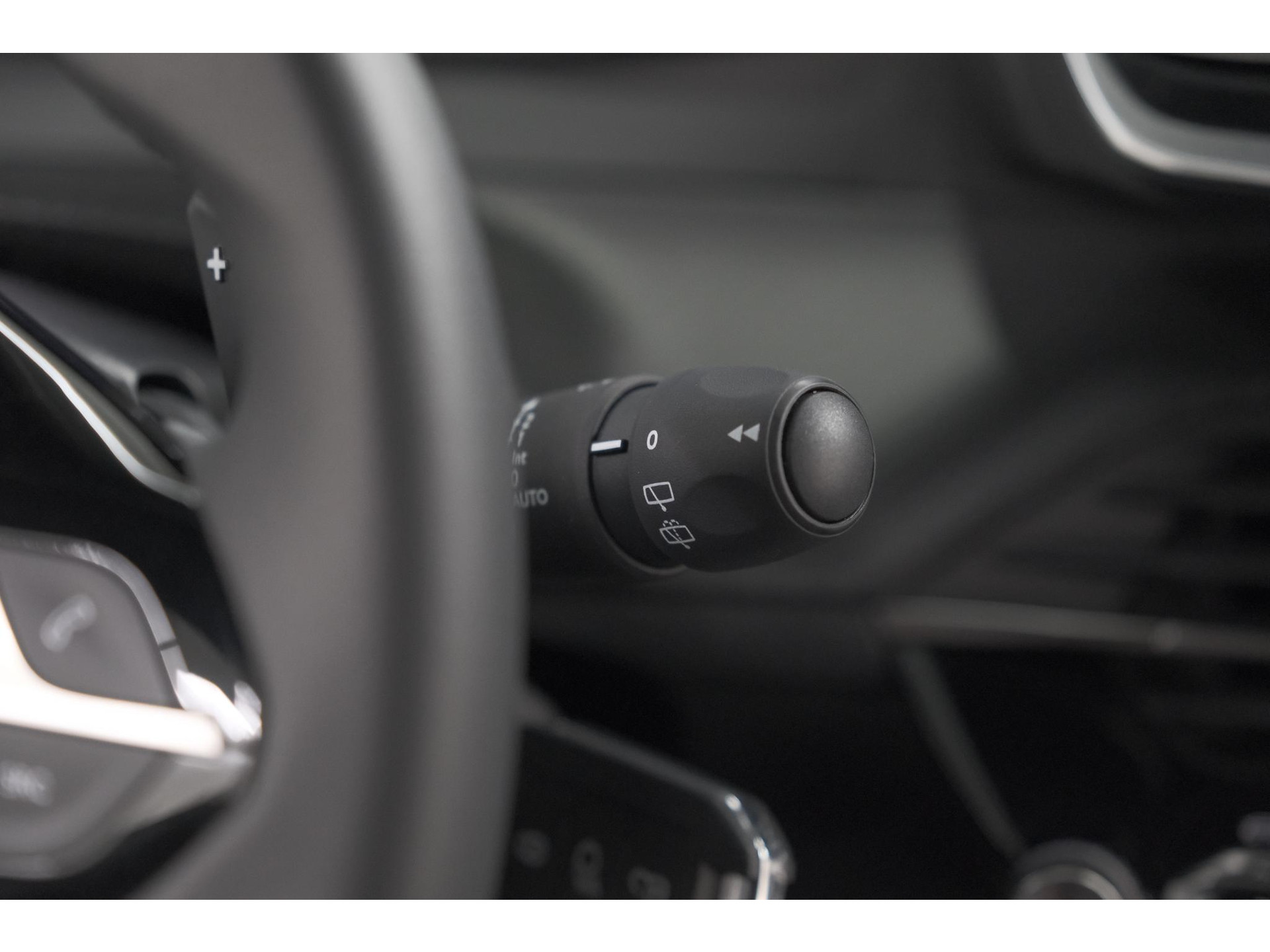 Peugeot 2008 Hybrid 145 e-DCS6 Allure | 360 Camera | Adaptieve Cruise Control | Dodehoekdetectie