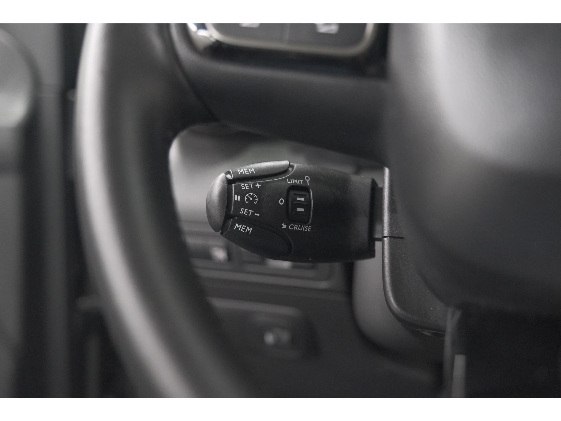 Citroen C3 Aircross PureTech 110 Feel | Parkeersensoren | Navigatie | Apple Carplay