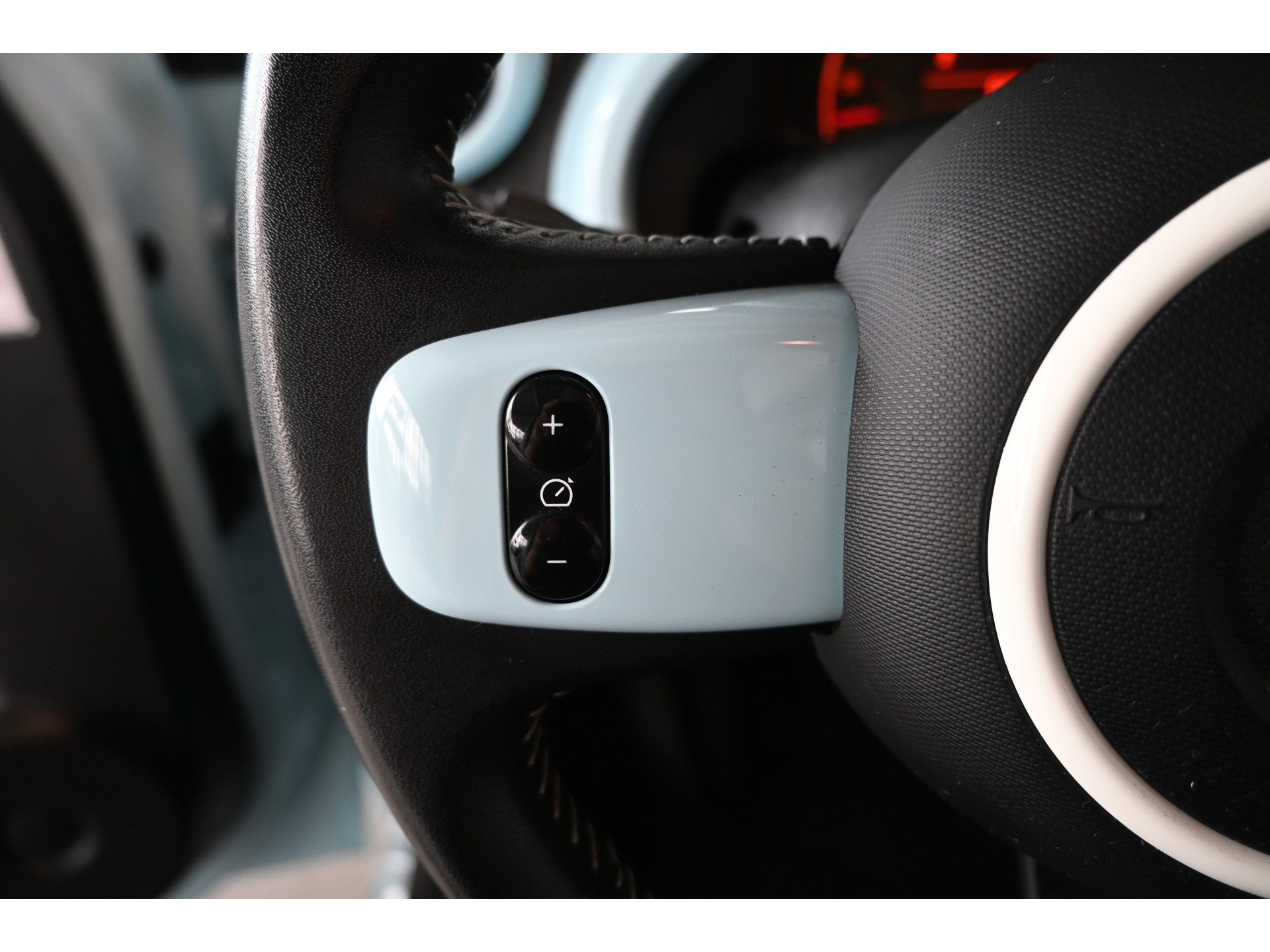 Renault Twingo 1.0 SCe Serie Signature VIVA Airco Schuif / vouwdak Cruise control 100% Onderhouden! Inruil Mogelijk!
