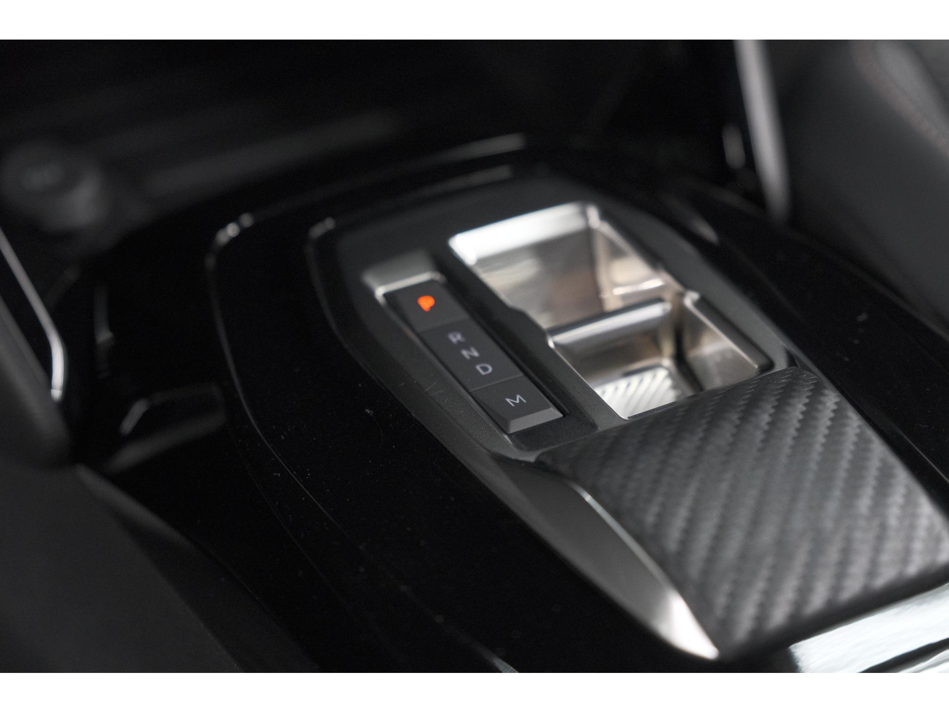 Peugeot 2008 Hybrid 145 e-DCS6 Allure | 360 Camera | Adaptieve Cruise Control | Dodehoekdetectie