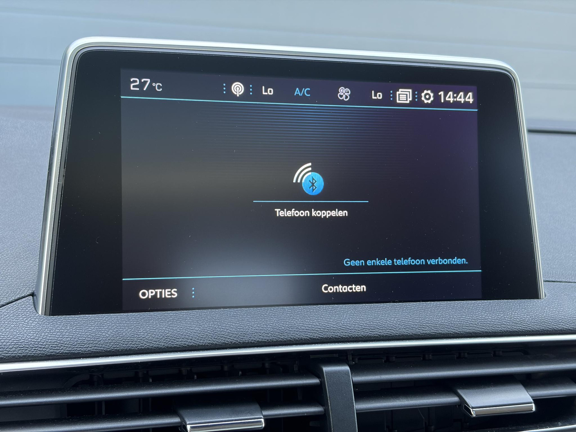 Peugeot 3008 1.2 PureTech Allure Distributieriem vv in 2025 l Pano l 360° Camera l Carplay l Dealer Onderhouden l Navi l Halfleder l Pdc l Keyless l 131pk l 6 Bak l Apk tot 12-2026
