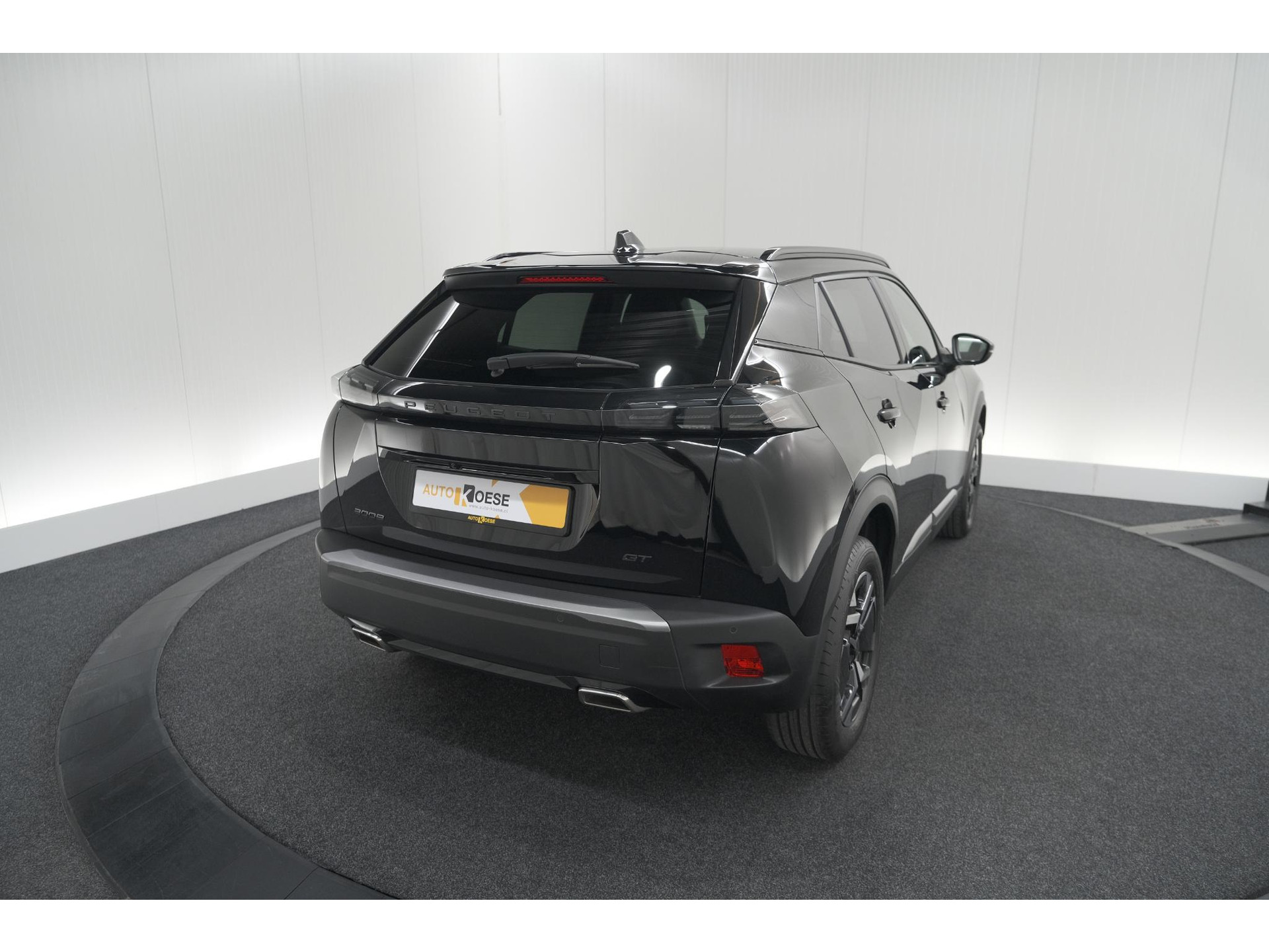 Peugeot 2008 PureTech 130 EAT8 GT | Camera | Parkeersensoren | Apple Carplay