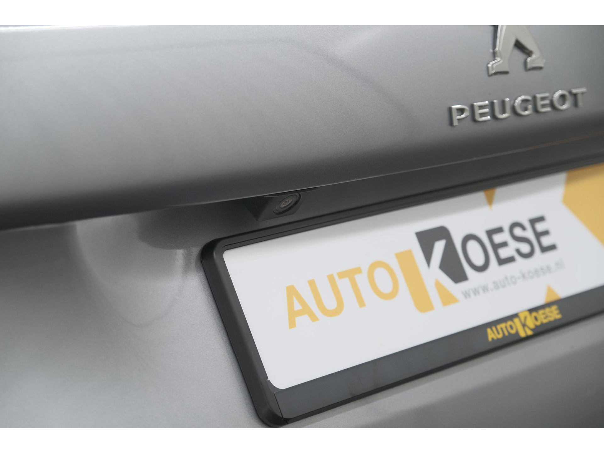 Peugeot 2008 PureTech 110 EAT6 GT | Trekhaak | Camera | Panoramadak | Apple Carplay