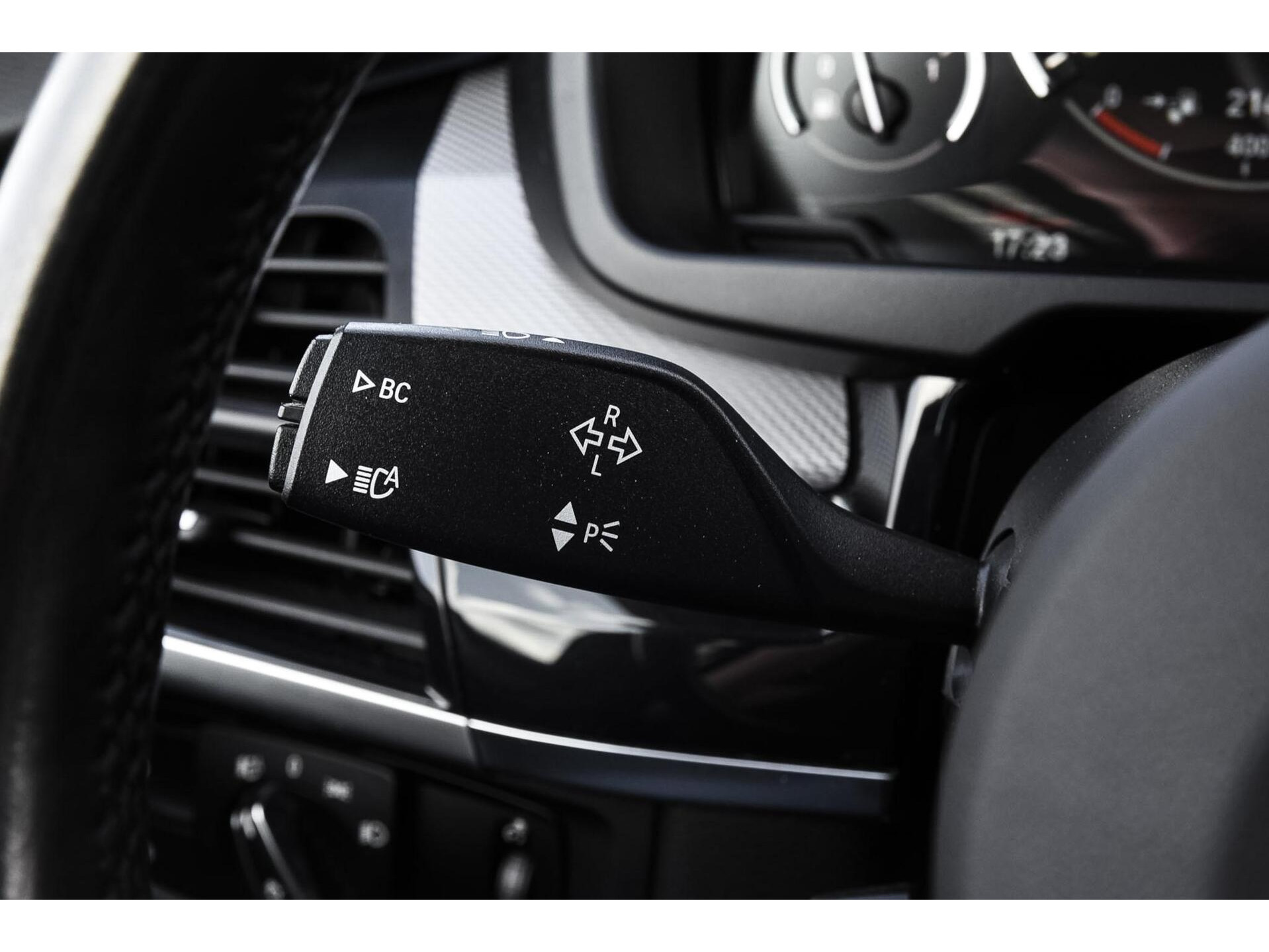 BMW X5 40e M Sport Pano HUD Harman Kardon Trekhaak 360° LED