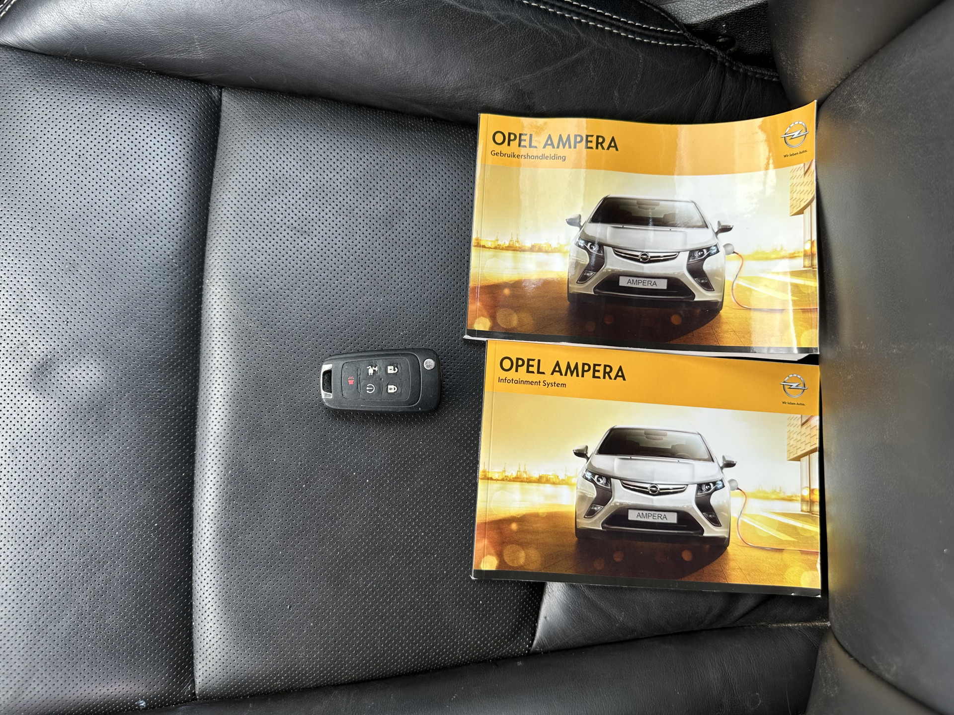 Opel Ampera 1.4 *NAVI-FULLMAP | BOSE-AUDIO | KEYLESS | FULL-LEATHER | CAMERA | ECC | PDC | CRUISE*