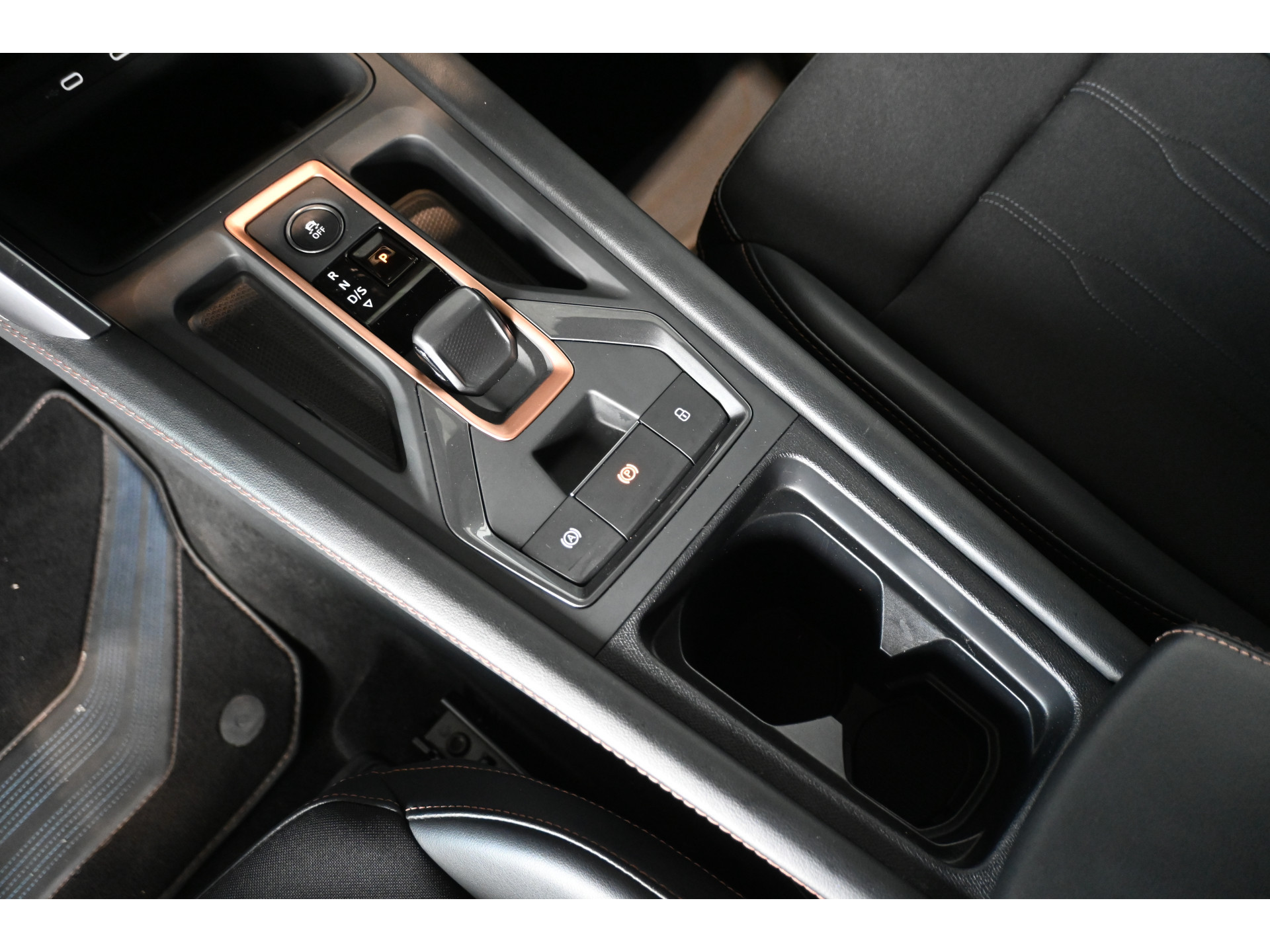 CUPRA Leon 1.5 TSI e-Hybrid Business PHEV EDGE Clima Adaptieve Cruise Matrix CarPlay Navigatie Lane Assist Stuurverwarming 100% Onderhouden! Inruil Mogelijk!