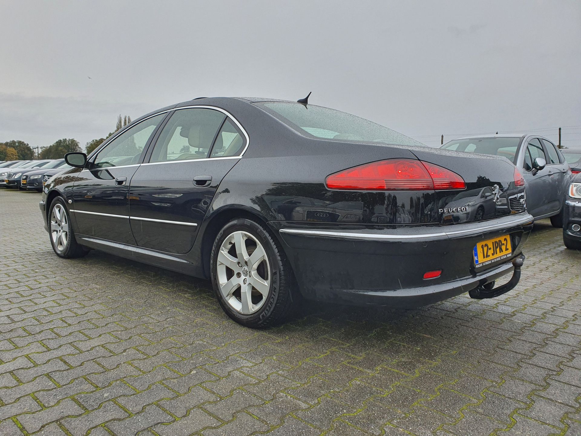 Peugeot 607 2.7 HDiF Executive Ivoire-Pack Aut. *PANO | XENON | NAPPA-FULL-LEATHER | NAVI-FULLMAP | CRUISE | MEMORY-PACK | HEATD-COMFORTSEATS | TOWBAR | HEATED-SEATS | 17"ALU*