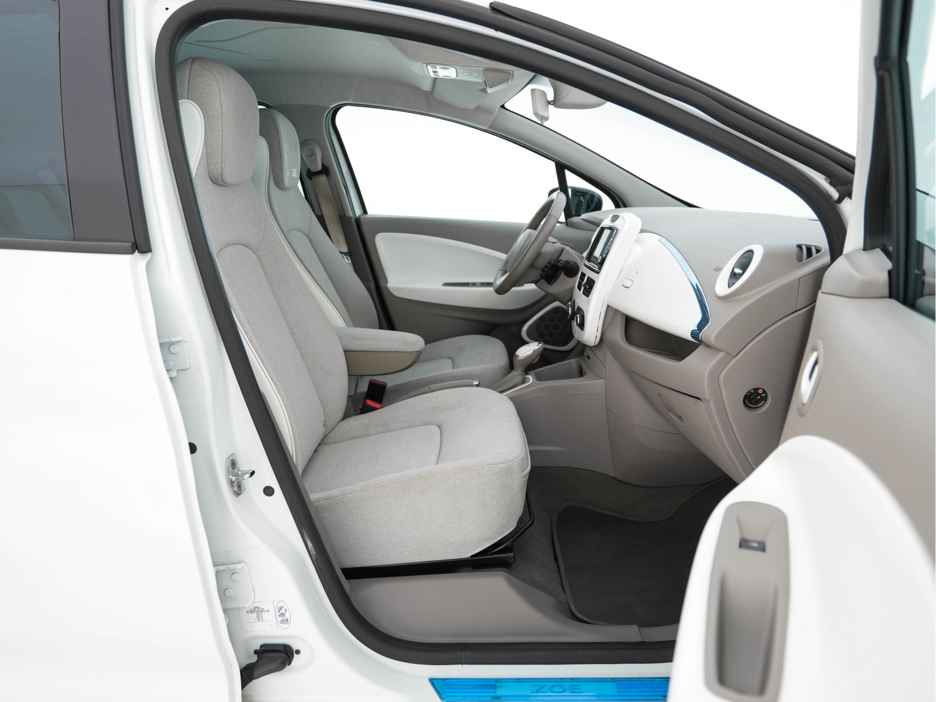 Renault ZOE Q210 (Includes-Battery) Zen Quickcharge 22 kWh [ 3-Fase ] {SOH-91%} Aut. *NAVI-FULLMAP | DIGI-COCKPIT | KEYLESS | CAMERA | COMFORT-SEATS | ECC | PDC | CRUISE |  16''ALU *