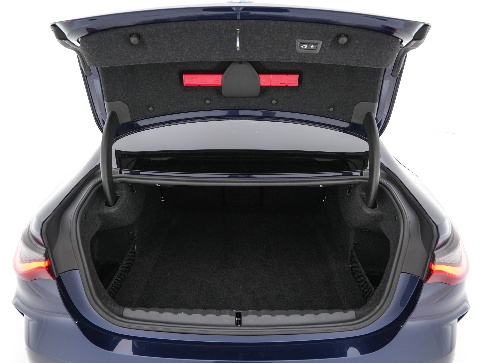 BMW 4-serie Coupé M440i xDrive High Executive Aut. *PANO | LEATHER | HARMAN/KARDON | HEAD-UP | LASER-LED | ADAPTIVE-CRUISE | TOPVIEW | MEMORY-PACK | KEYLESS | HEATED-SPORTSEATS | DAB+ | DIGI-COCKPIT | SHIFTPADDLES | TOWBAR | 19''ALU*