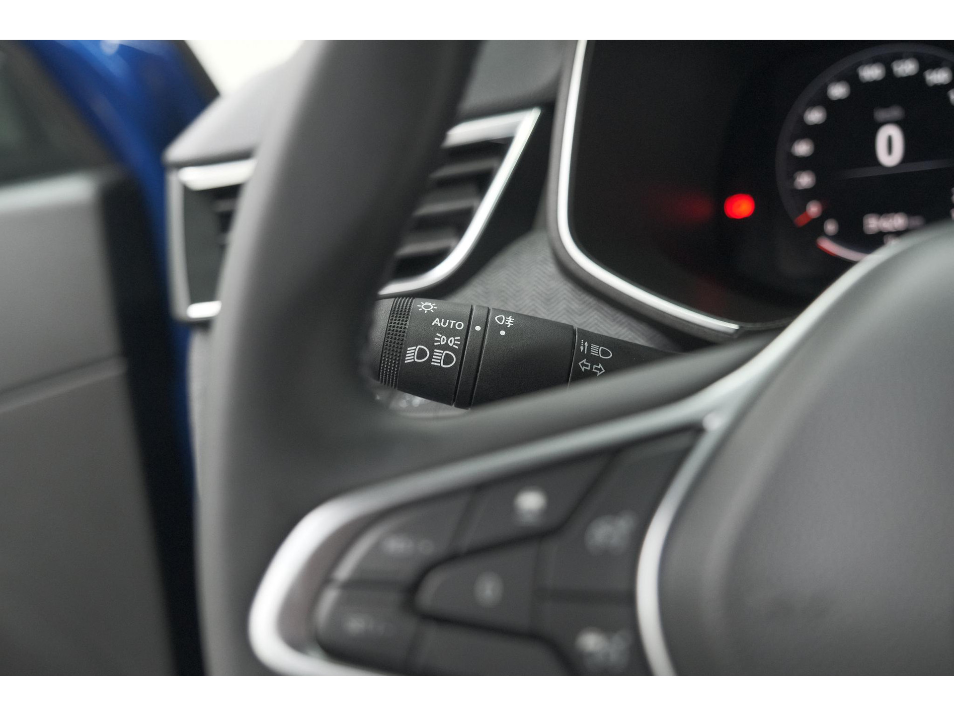 Renault Clio TCe 90 GPF Techno | 360 Camera | Dodehoekdetectie | Adaptieve Cruise Control