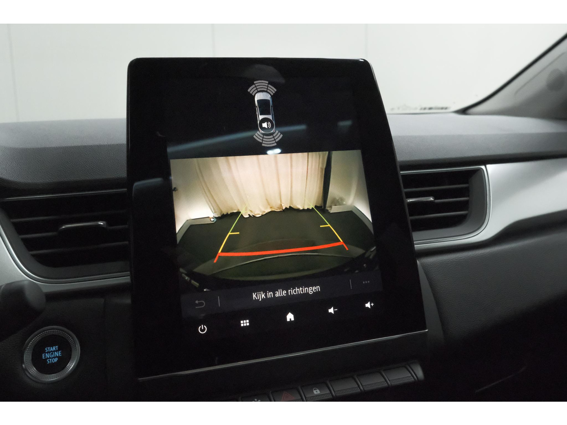 Renault Captur 1.6 E-Tech full hybrid 145 techno | Panoramadak | Camera | Adaptieve Cruise Control | 9.3 Inch Groot Scherm