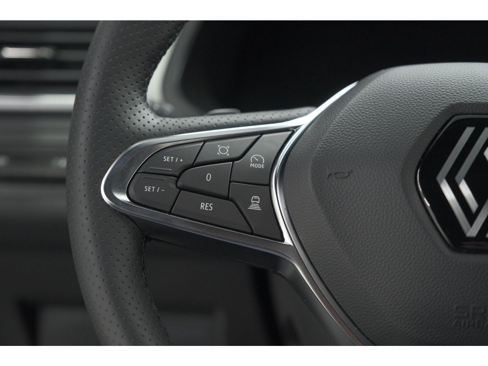 Renault Captur Mild Hybrid 160 EDC Techno | Pack Winter | Camera | Adaptieve Cruise Control | Apple Carplay