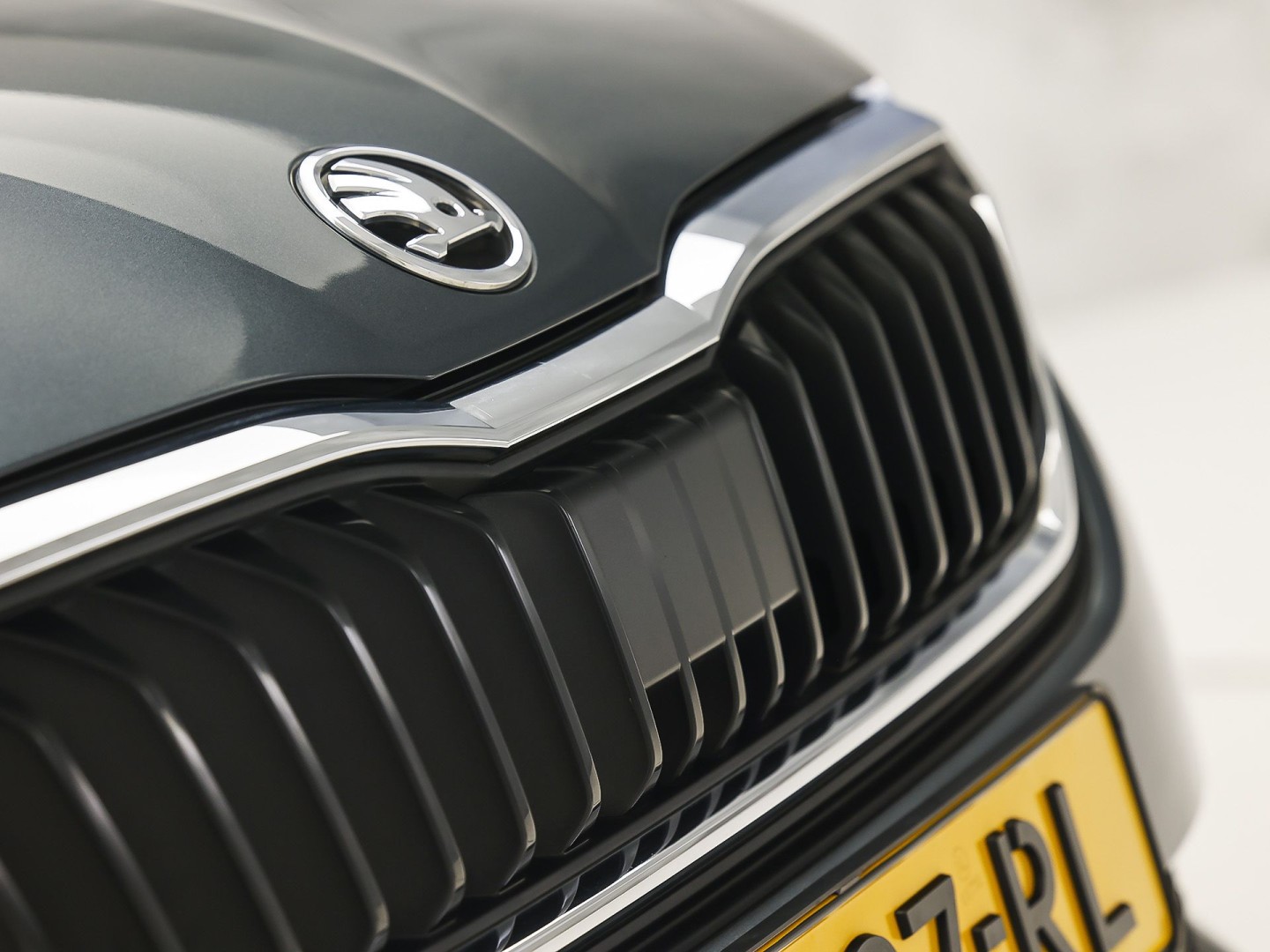 Škoda Scala 1.0 TSI Sport (CRUISE, GETINT GLAS, SPORTSTOELEN, LED KOPLAMPEN, ELEK PAKKET, NIEUWE APK, NIEUWSTAAT)
