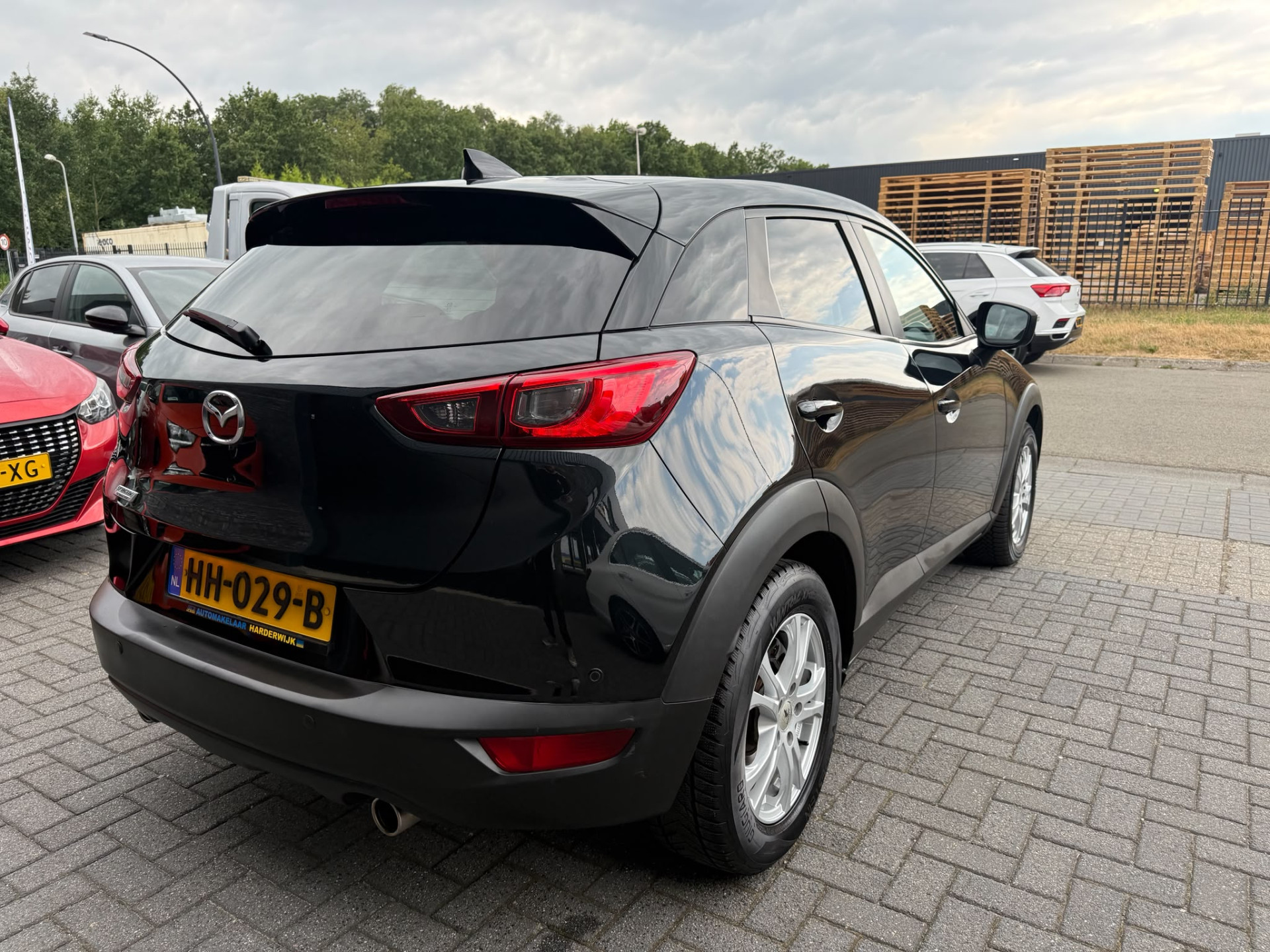 Mazda CX-3 2.0 SkyActiv-G 120 TS+ | 1E EIGENAAR | 3/6 OF 12 MND GARANTIE | NAVI | PDC | STOELVERWARMING |