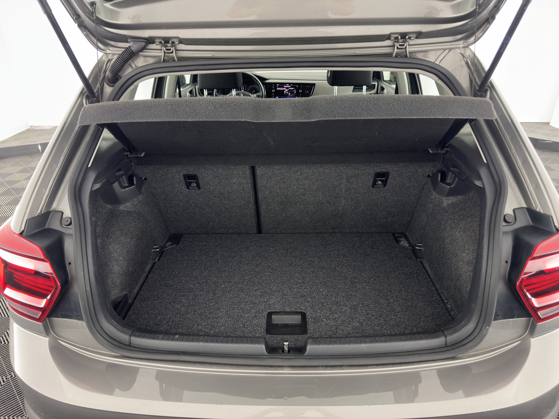 Volkswagen Polo 1.0 TSI Comfortline Business (INCL-BTW) *NAVI-FULLMAP | ADAPTIVE-CRUISE | COMFORT-SEATS | DAB+ | ECC | PARKPILOT*