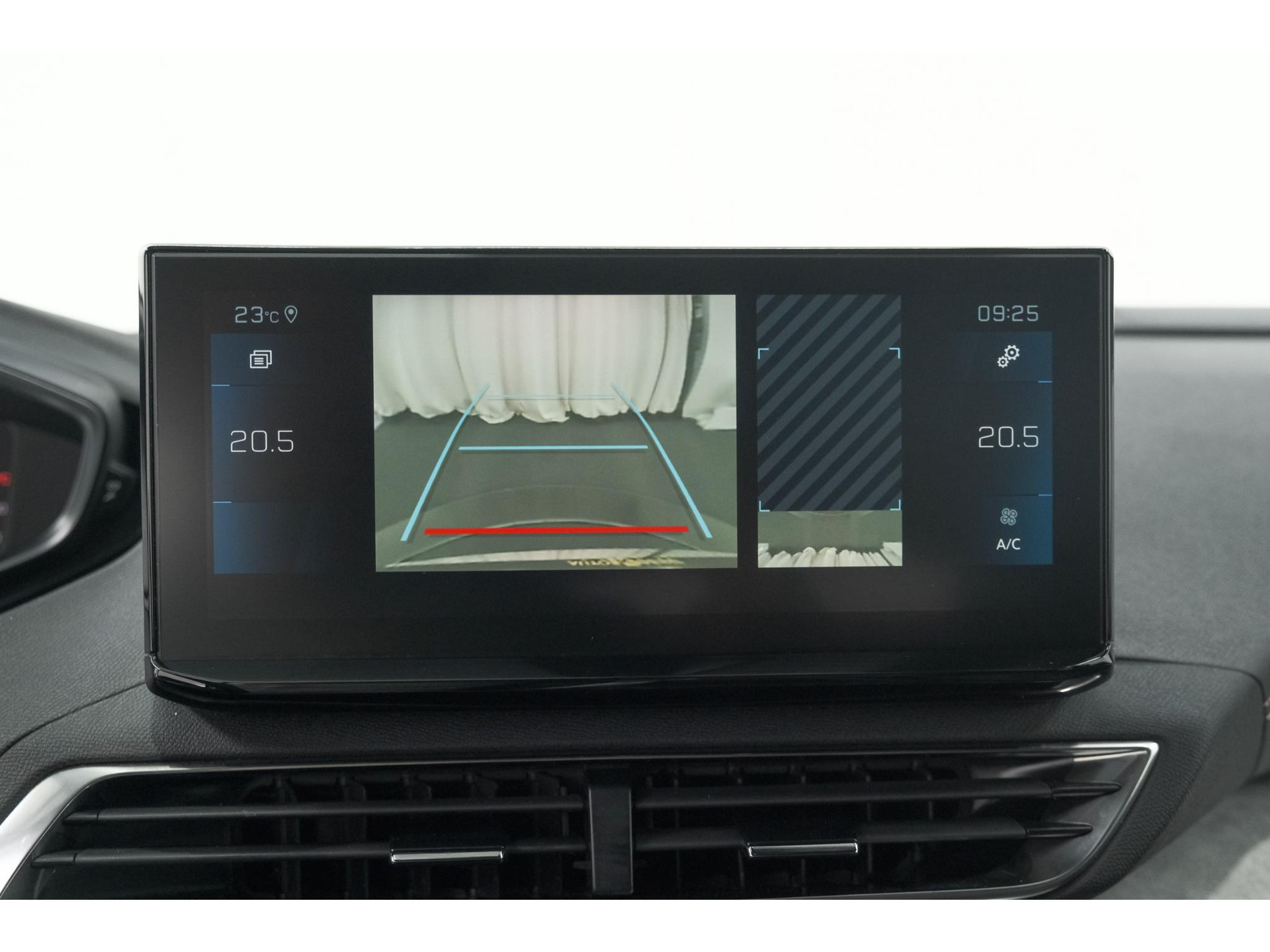 Peugeot 3008 PureTech 130 EAT8 GT | Adaptieve Cruise Control | Camera | Navigatie | Apple Carplay