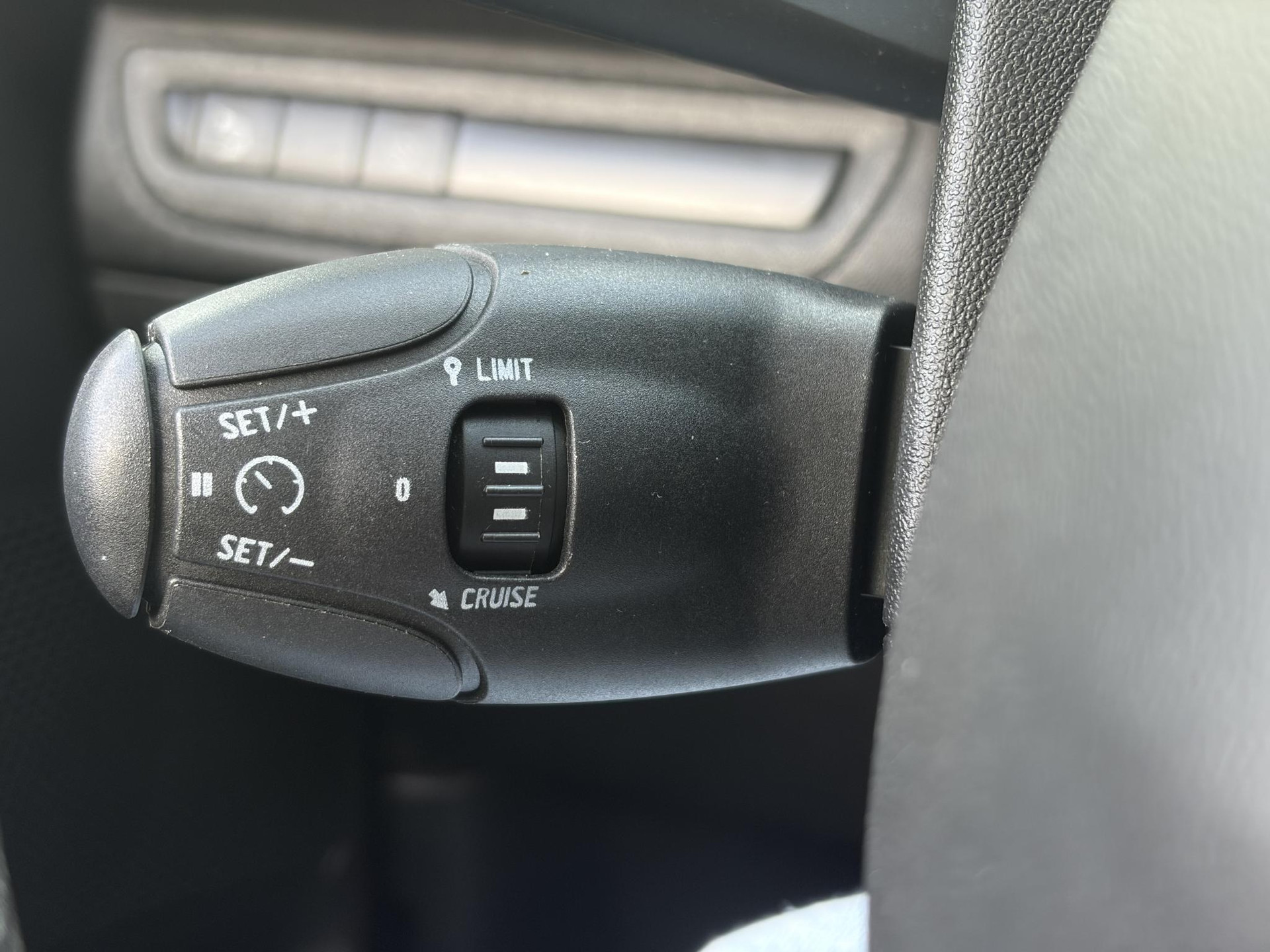 Peugeot 2008 1.2 PureTech Blue Lion 2e Eigenaar,131pk,Carplay,Navi,Dealer Onderhouden,6 Bak,D-riem vv in 2024,Pdc,N.A.P,Apk tot 04-2027