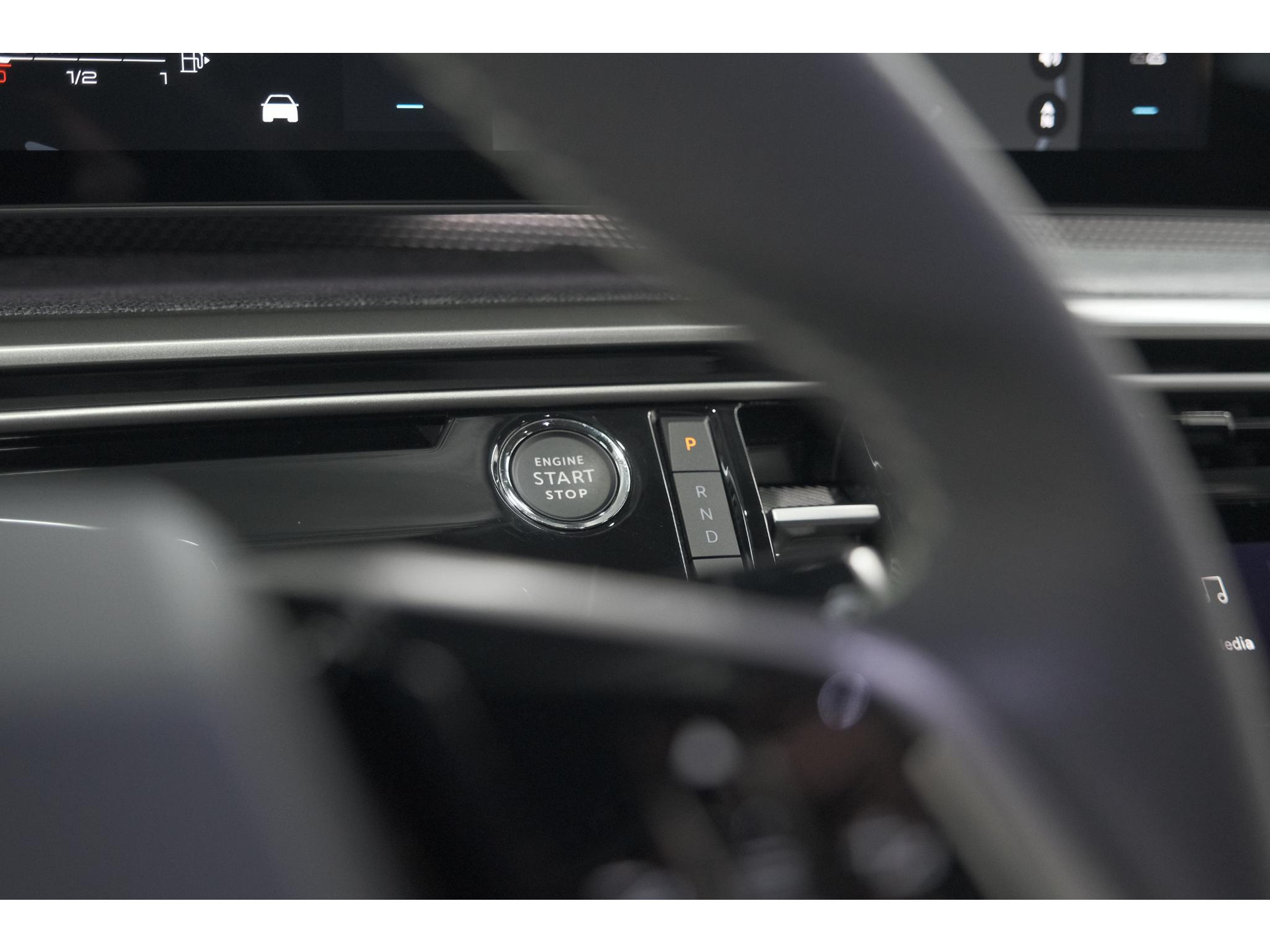 Peugeot 3008 1.2 Hybrid 145 GT | Adaptieve Cruise Control | Camera | Elektrische Kofferklep | Apple Carplay