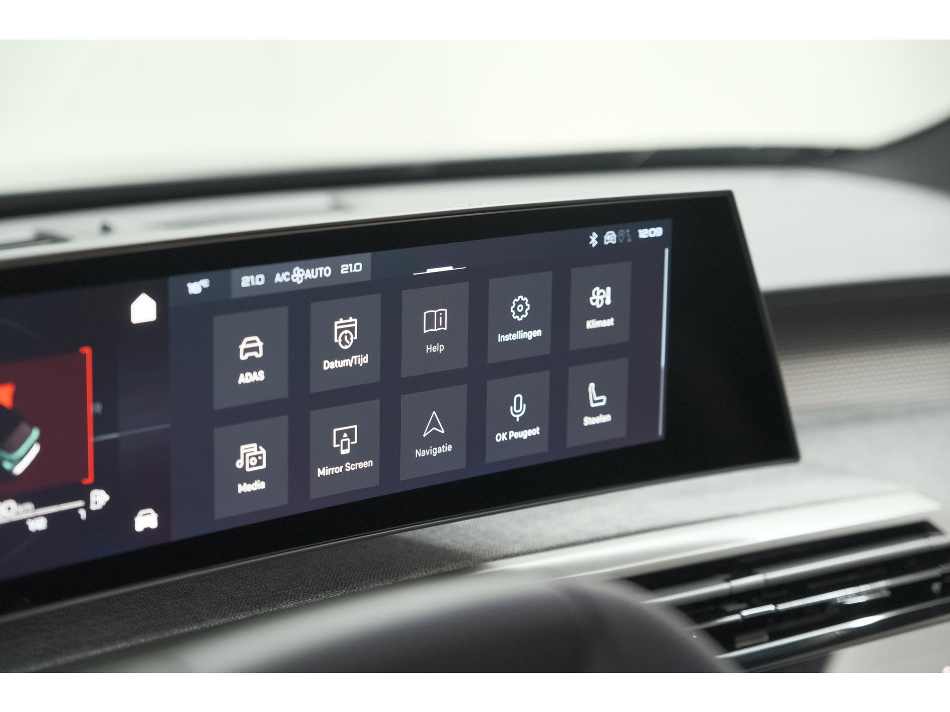 Peugeot 3008 Hybrid 145 e-DCS6 GT | Elektrische Kofferklep | Camera | Adaptieve Cruise Control | Apple CarPlay