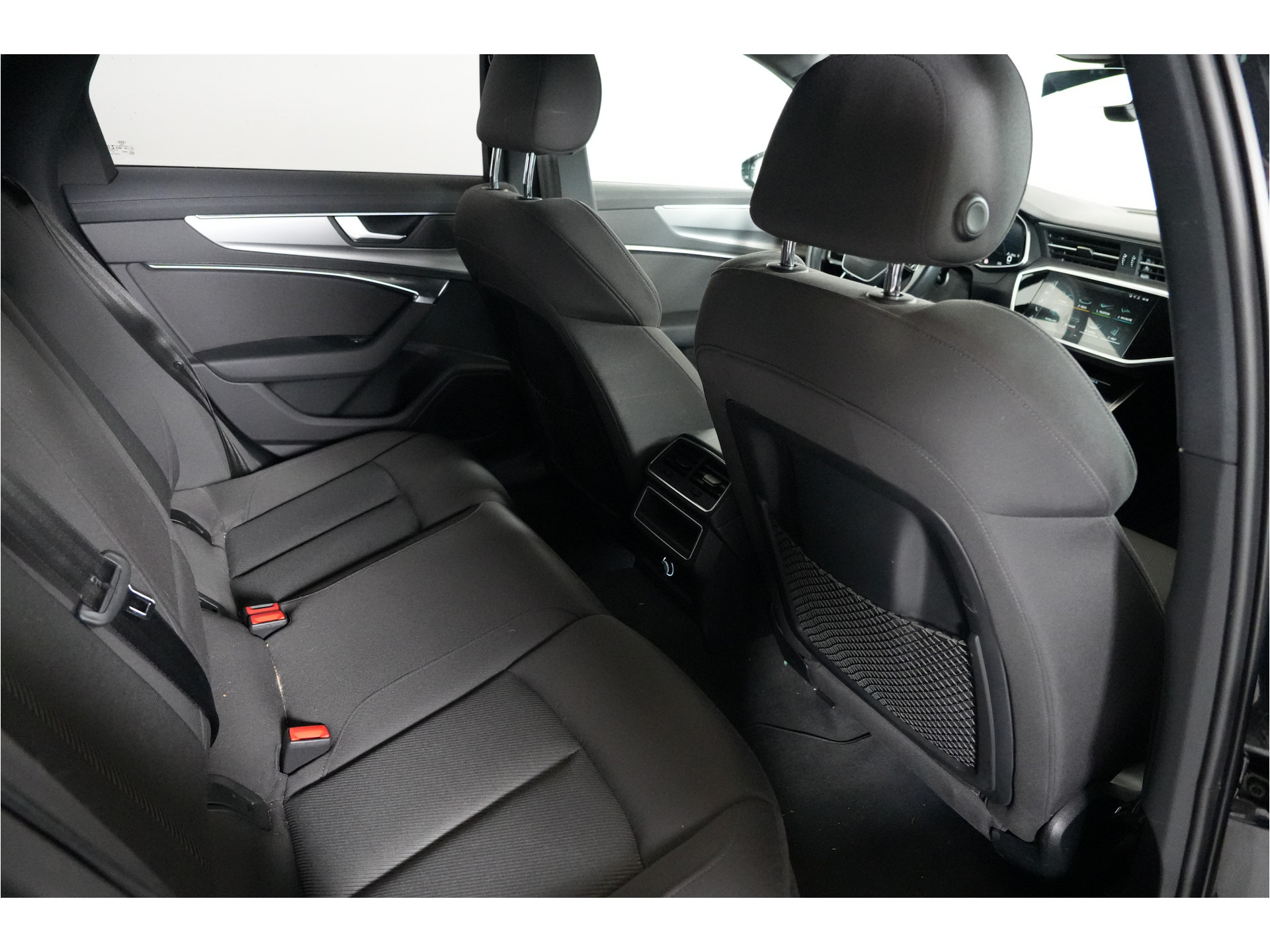Audi A6 Avant 45 TFSI quattro Business edition | Virtual |