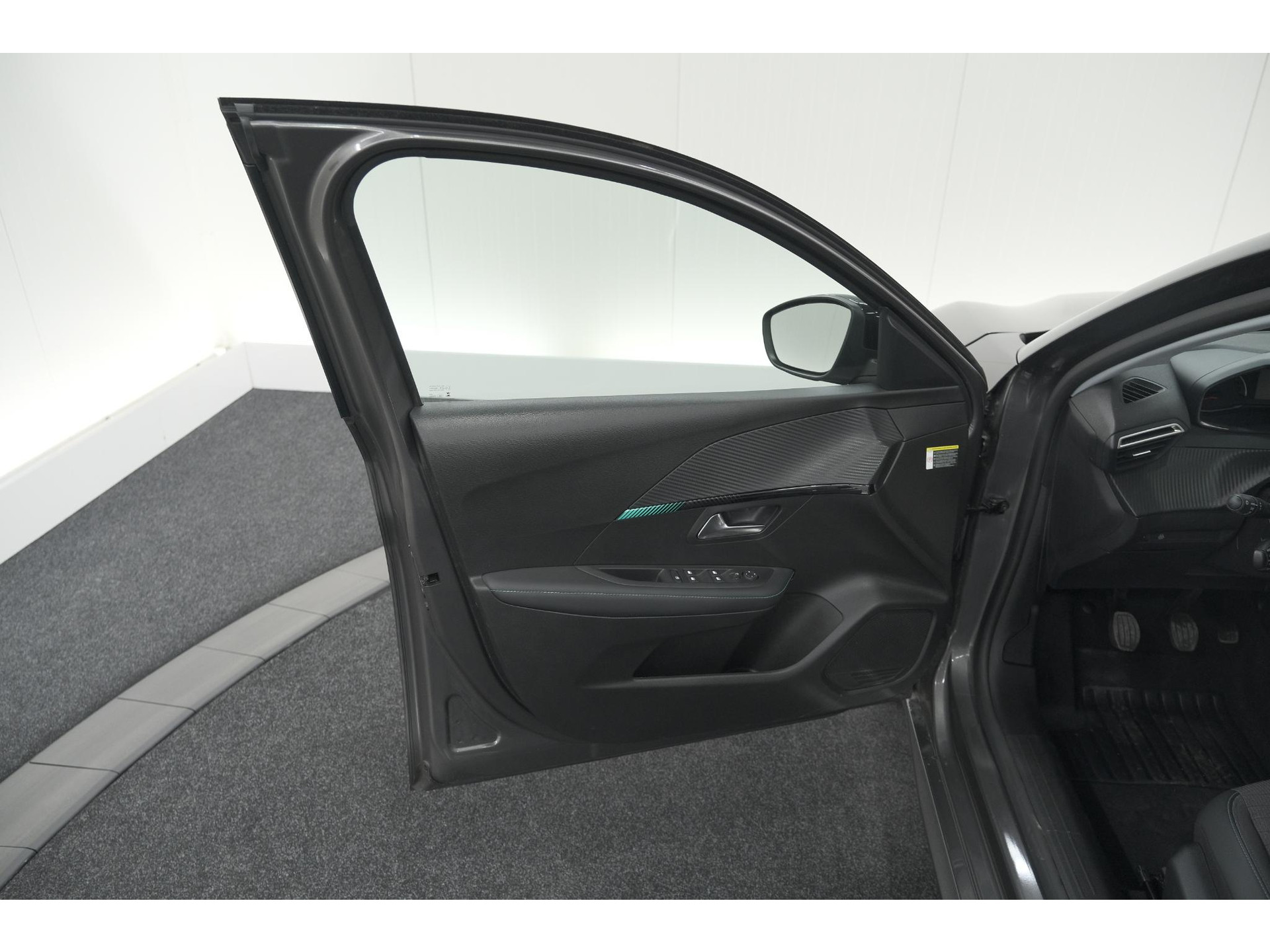 Peugeot 208 PureTech 100 Allure Pack | Camera | Apple Carplay | Stoelverwarming | Parkeersensoren