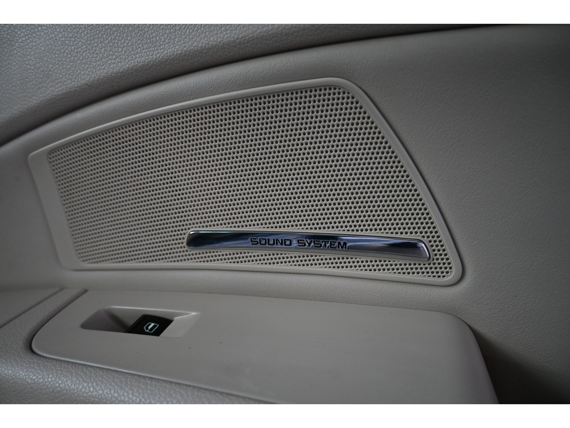 ŠKODA Superb Combi 1.8 TSI Elegance Business Line Automaat Navigatie Leder All in Prijs! Inruil Mogelijk!