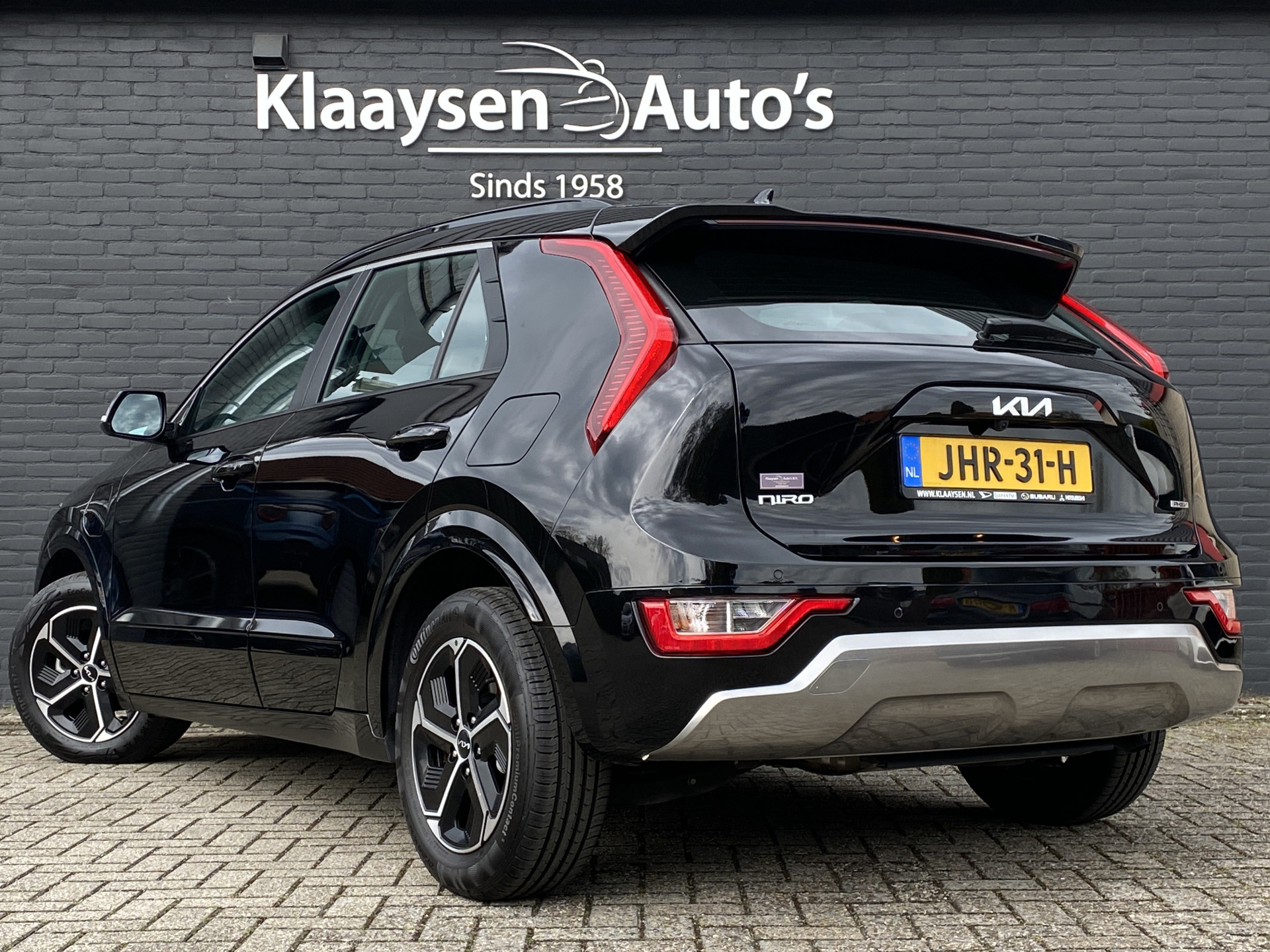 Kia Niro 1.6 GDi PHEV 184 pk DynamicLine AUT. | 1e eigenaar | navigatie | adaptieve cruise | camera | 2 laadkabels | keyless entry