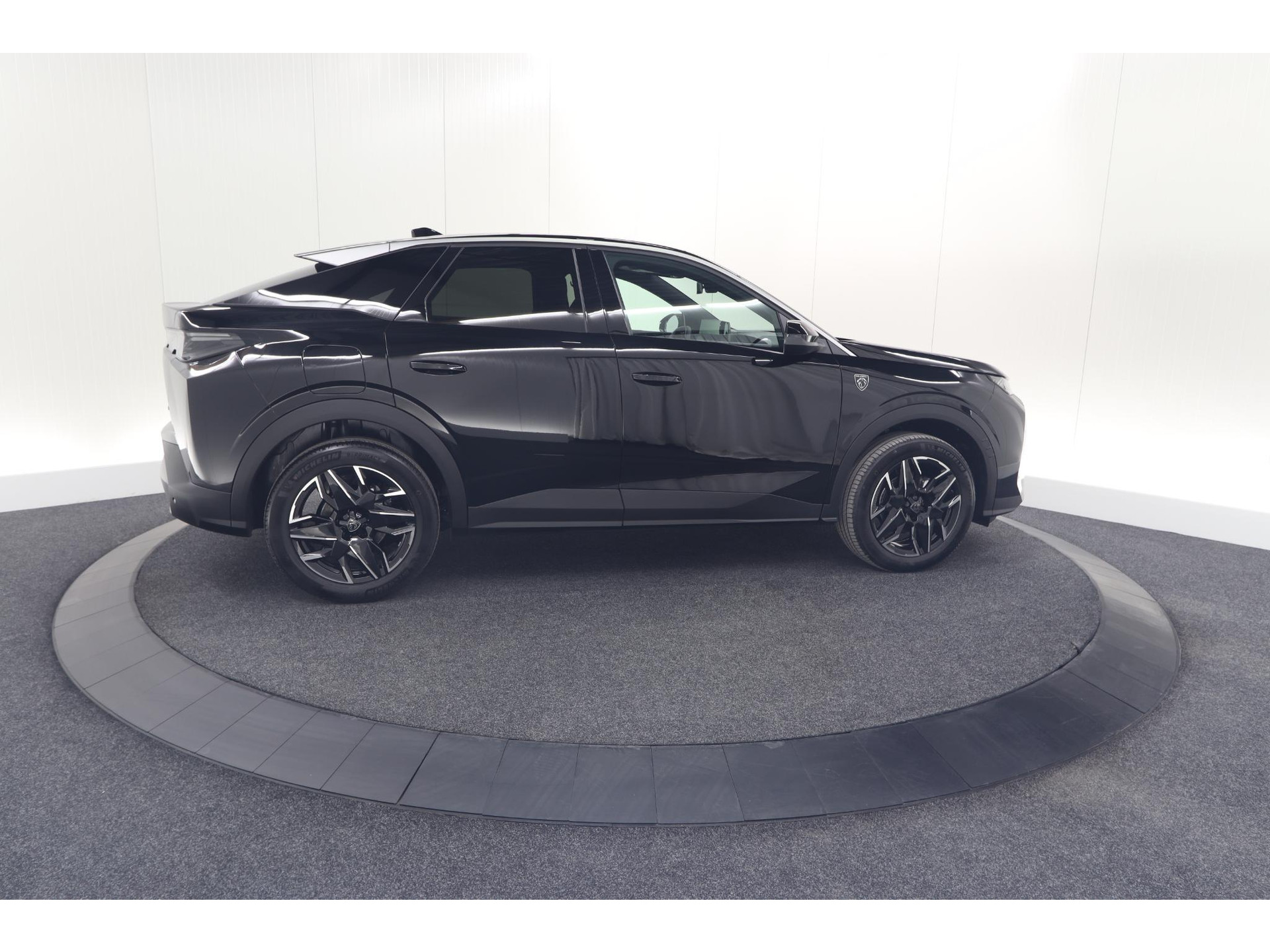 Peugeot 3008 Hybrid 145 e-DCS6 GT | Elektrische Kofferklep | Camera | Adaptieve Cruise Control | Apple CarPlay