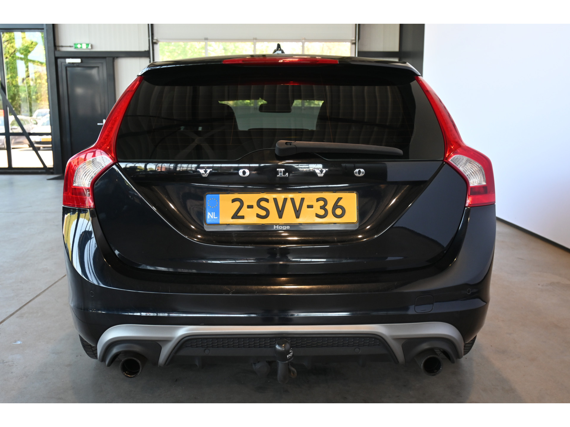Volvo V60 1.6 D2 Summum Automaat Clima Navigatie Trekhaak Goed Onderhouden! Inruil Mogelijk!